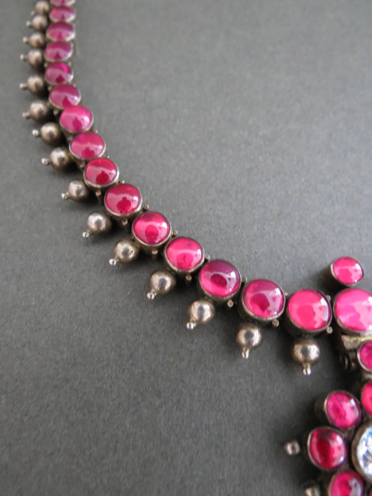Vintage Indian Silver Ruby and Quartz Choker Necklace In Good Condition For Sale In Hove, GB