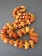 Vintage Natural Baltic Butterscotch Egg Yolk Amber Necklace