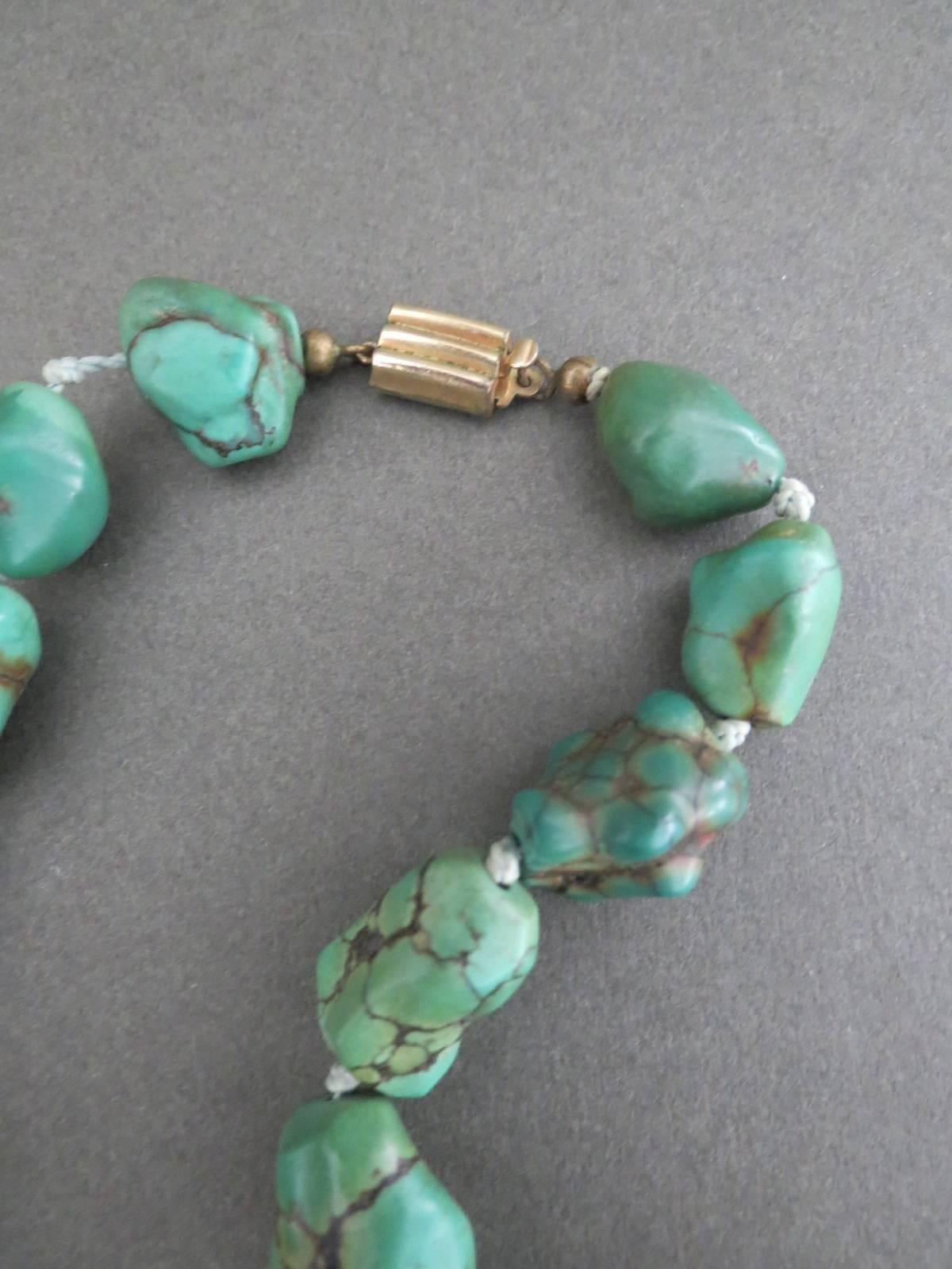 Vintage Chinese Turquoise Nugget Necklace Gold Plated Clasp For Sale 1