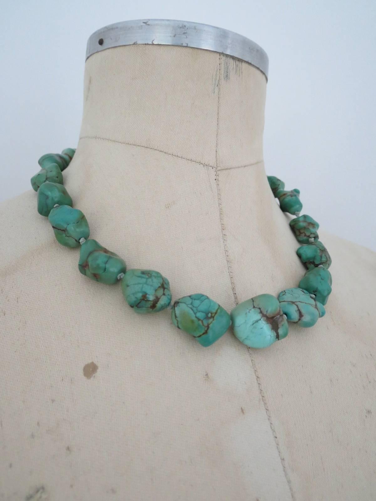 Vintage Chinese Turquoise Nugget Necklace Gold Plated Clasp For Sale 4