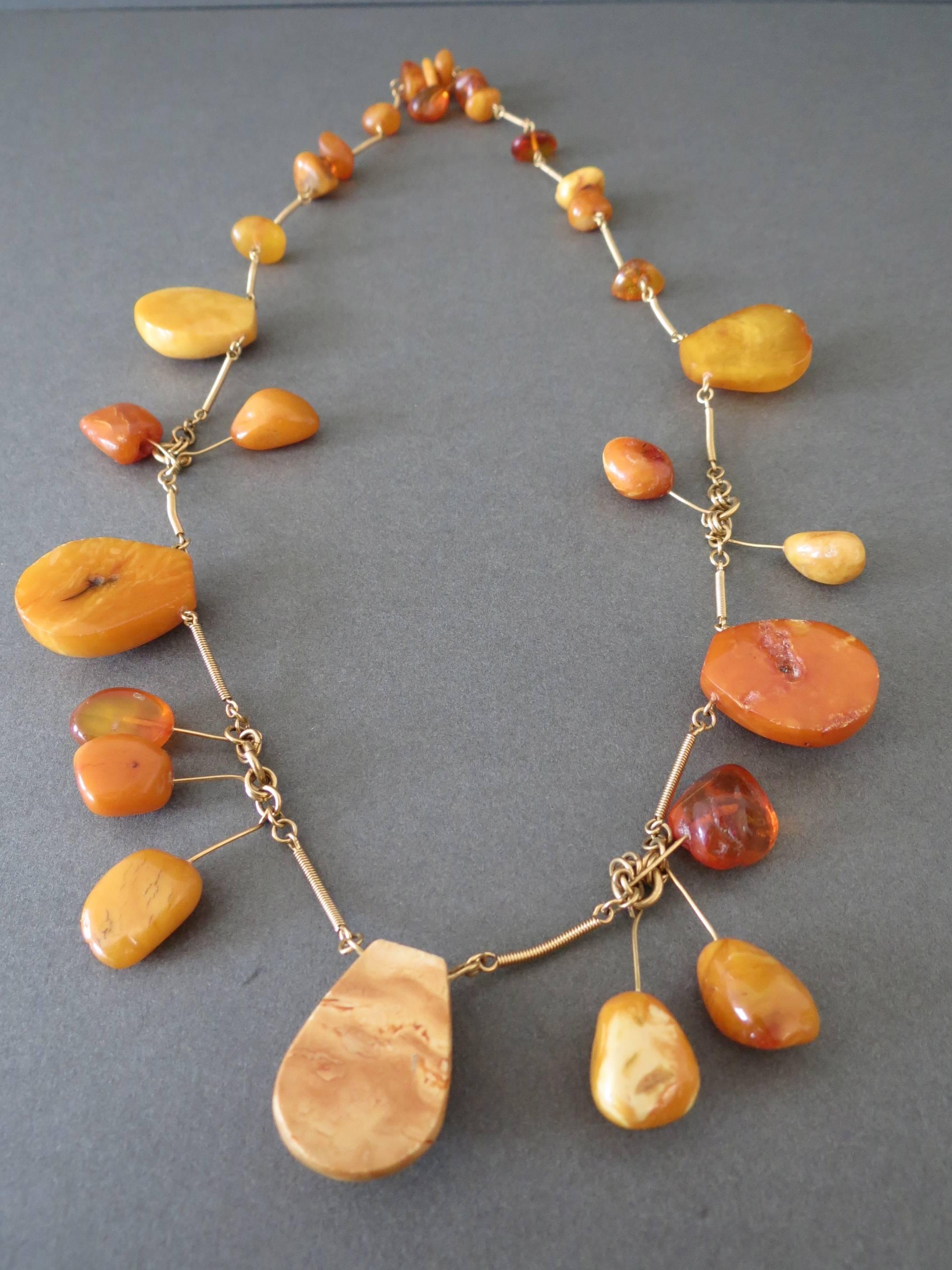 Vintage Natural Baltic Butterscotch Egg Yolk Amber Beads Necklace For Sale 3