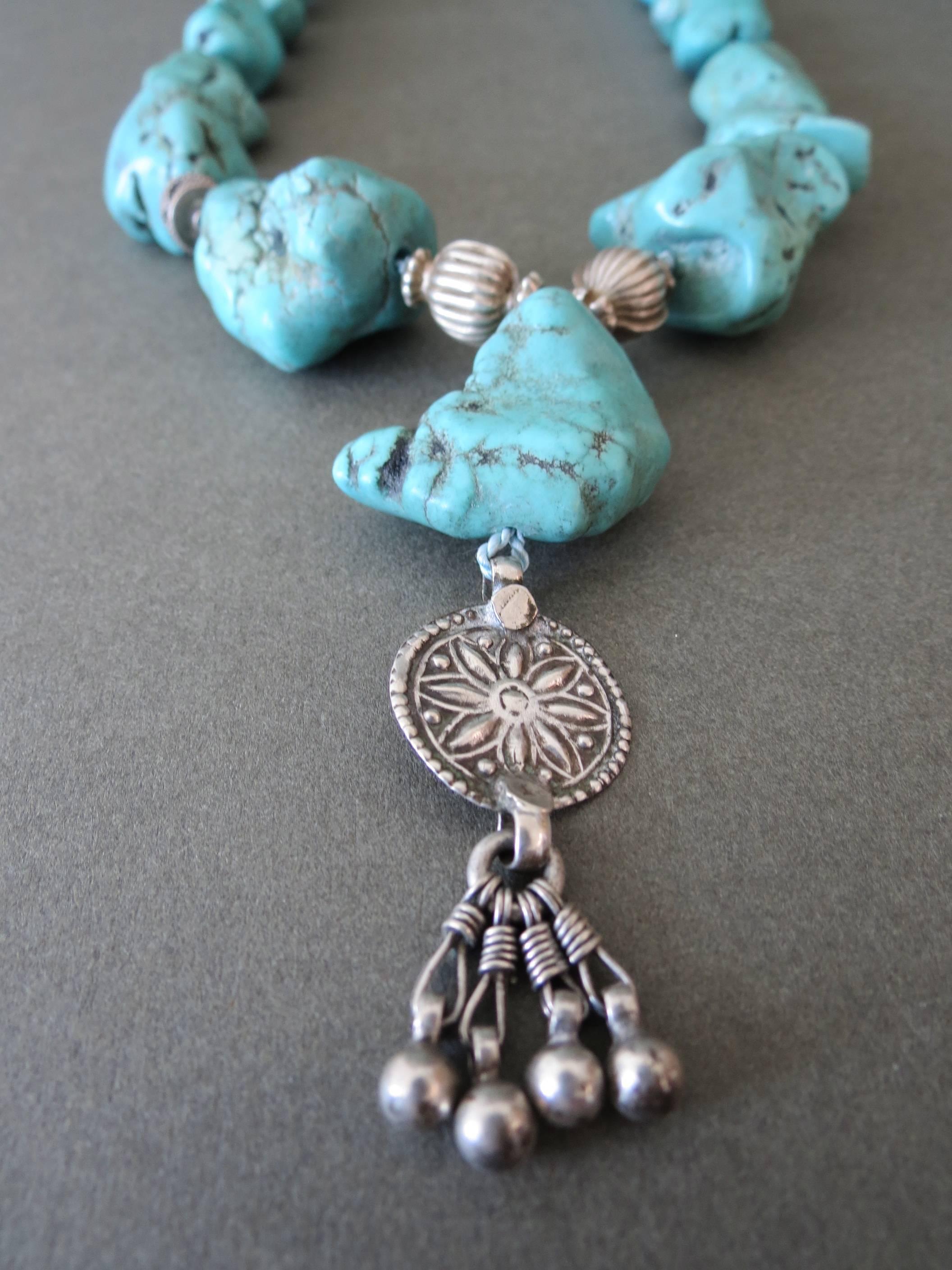 Vintage Turquoise Nugget Bead Necklace with Sterling Silver Details For Sale 1