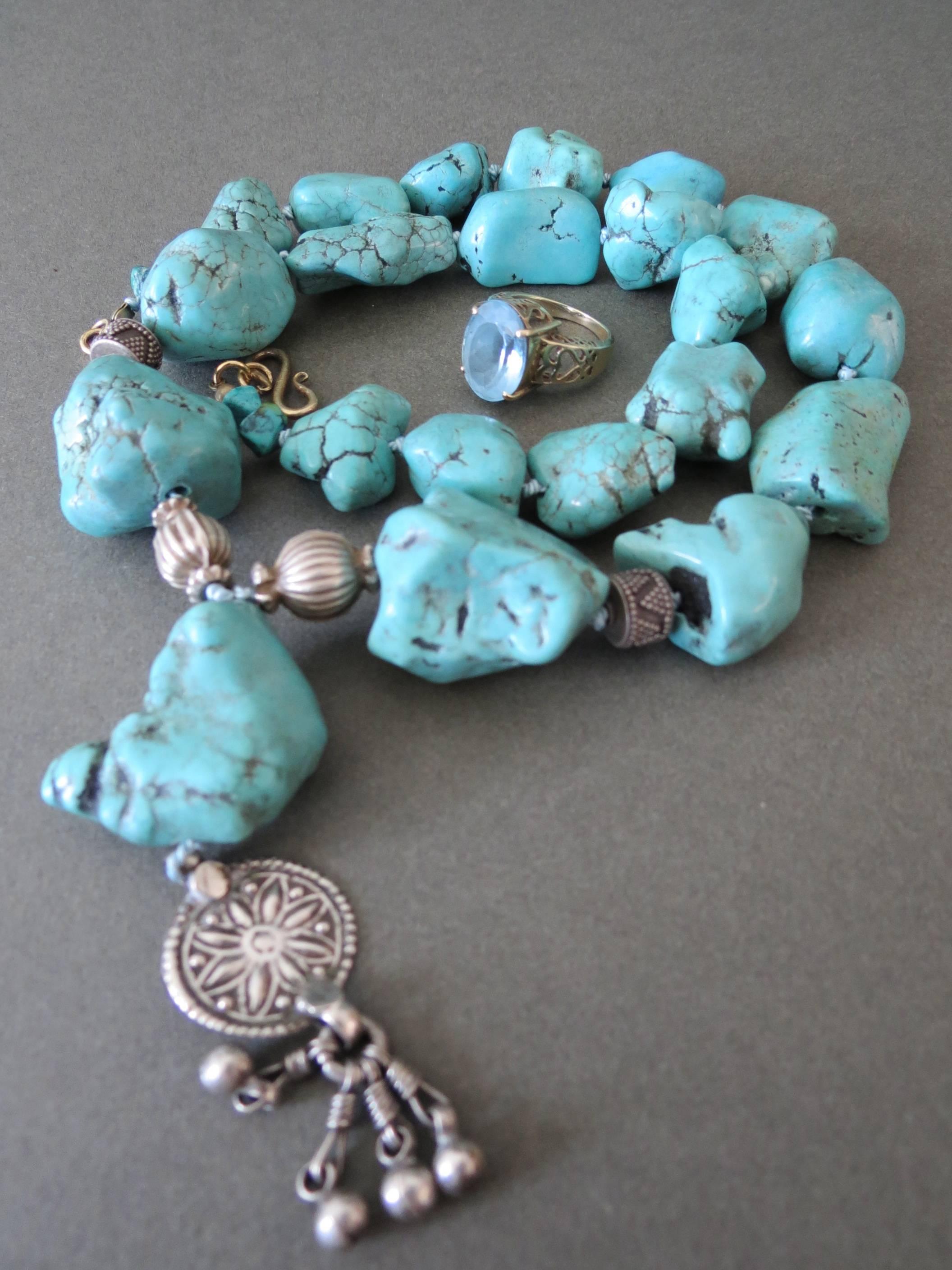 Vintage Turquoise Nugget Bead Necklace with Sterling Silver Details For Sale 2
