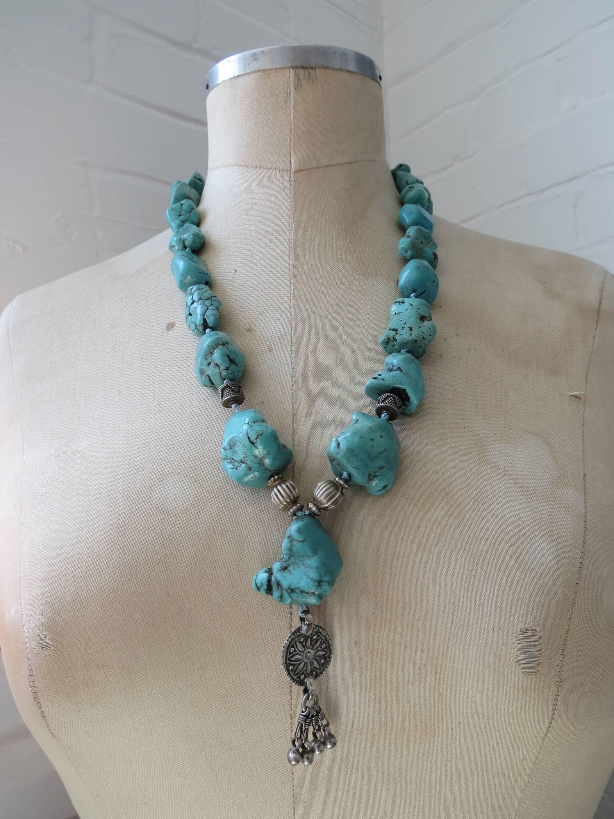 Vintage Turquoise Nugget Bead Necklace with Sterling Silver Details For Sale 3