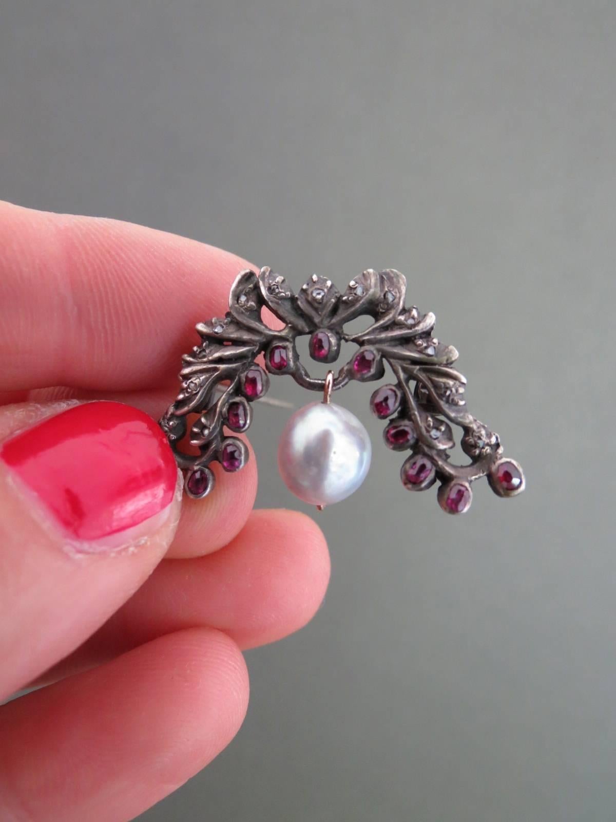 Women's Victorian Silver Rose Cut Diamond Ruby Pearl Brooch For Sale