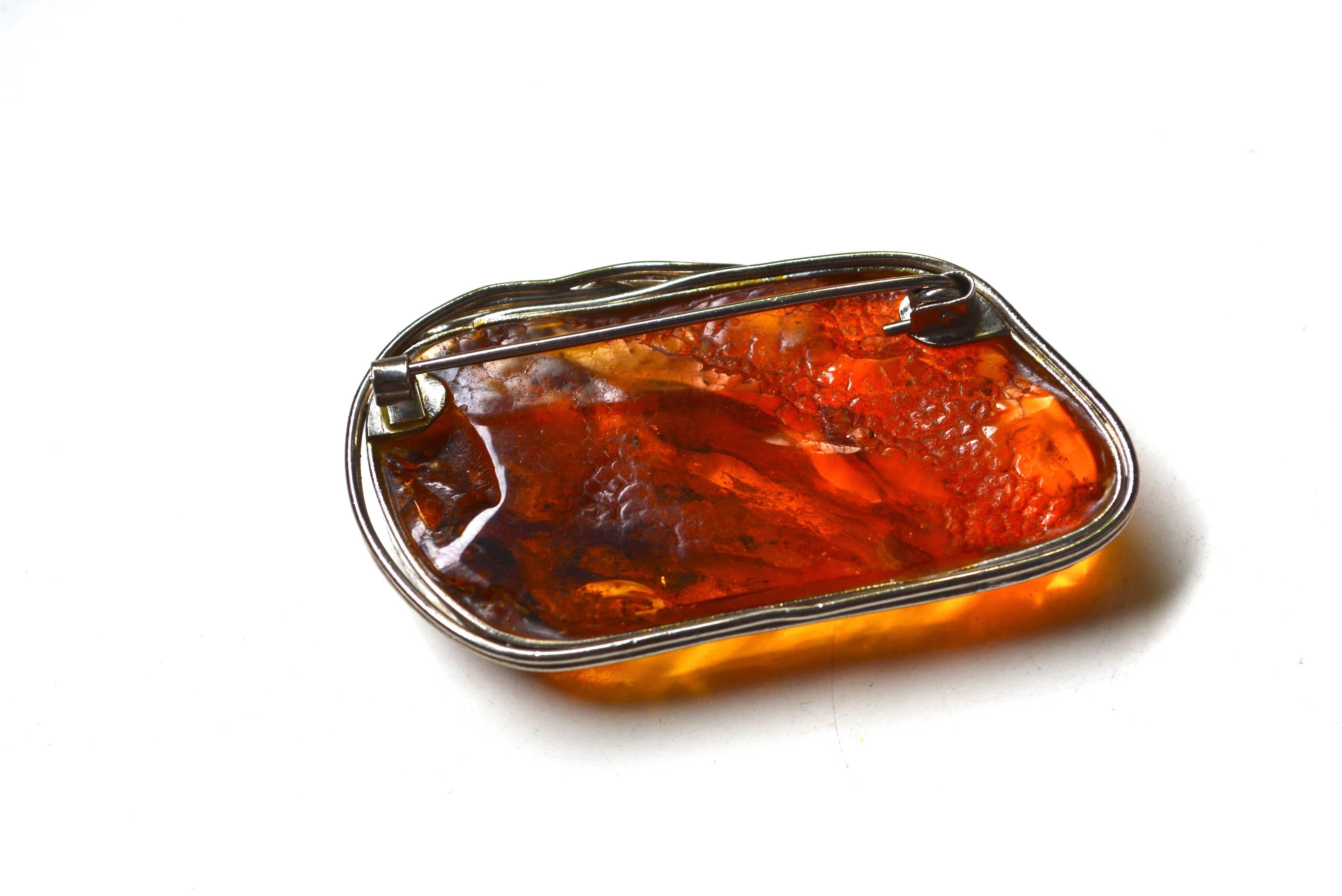 Antique Art Nouveau Amber Brooch In Good Condition For Sale In Litchfield County, CT