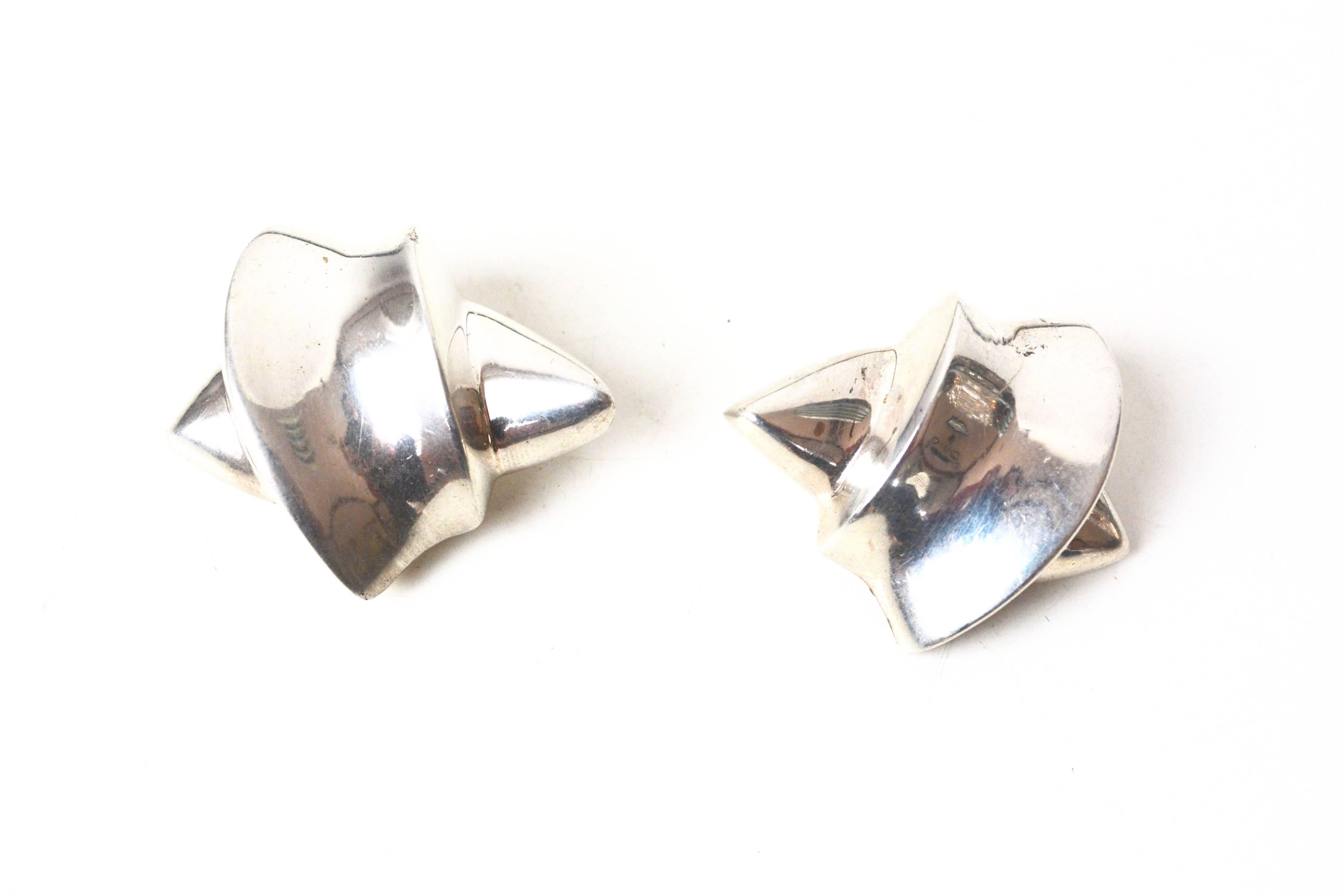 Signed Patricia Von Musulin sterling silver earrings in the abstract organic style she is known for. Circa 1985. Marked. Minor wear, tarnish. 1.75" long.