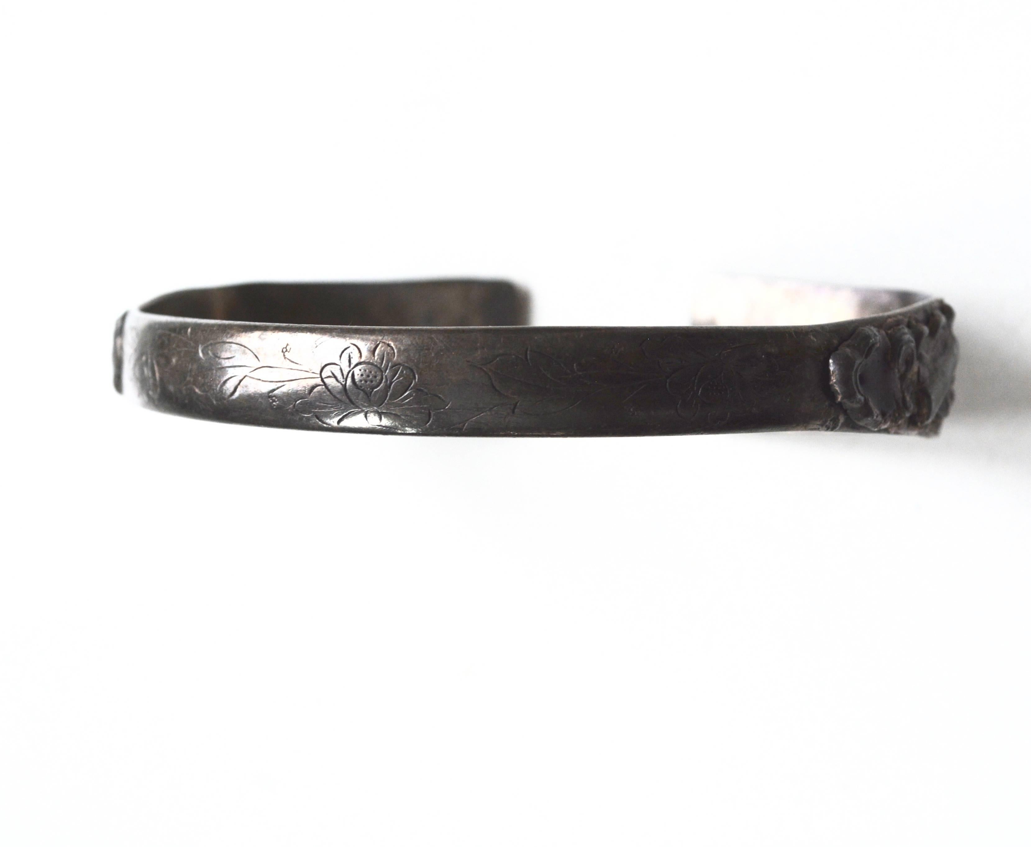 Hallmarked sterling silver enamel jade cabochon armband or bracelet. About 8.5