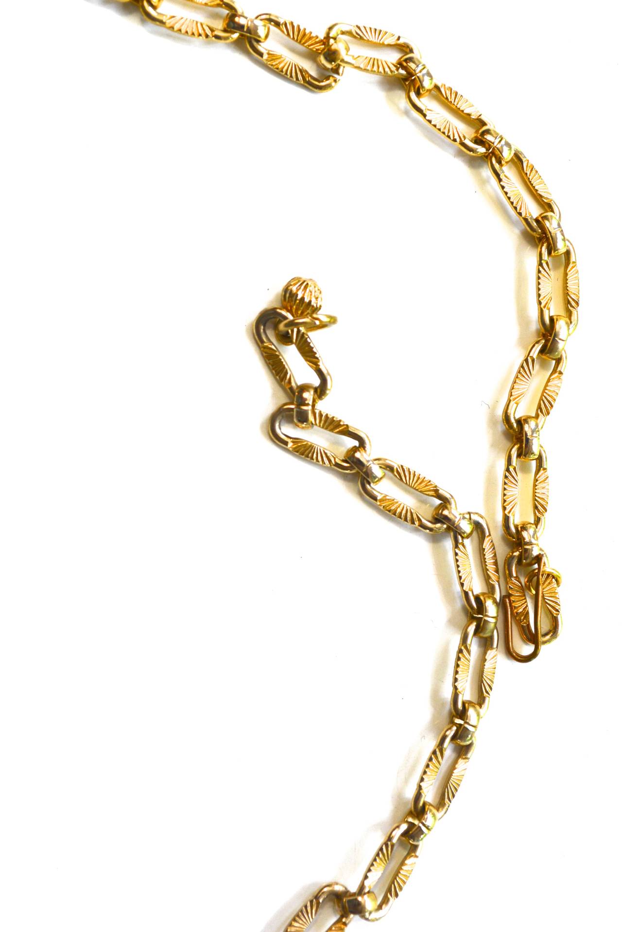 Women's Mod 1960s Oversized Enamel Link Necklace