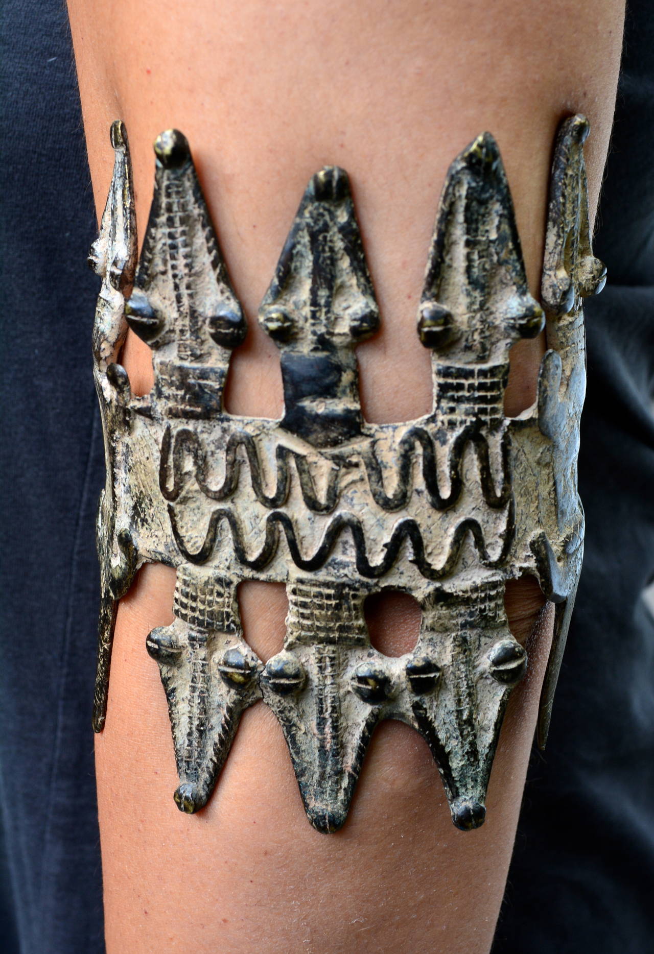 Women's or Men's Lobi Burkina Faso Crocodile Amulet Armband  For Sale
