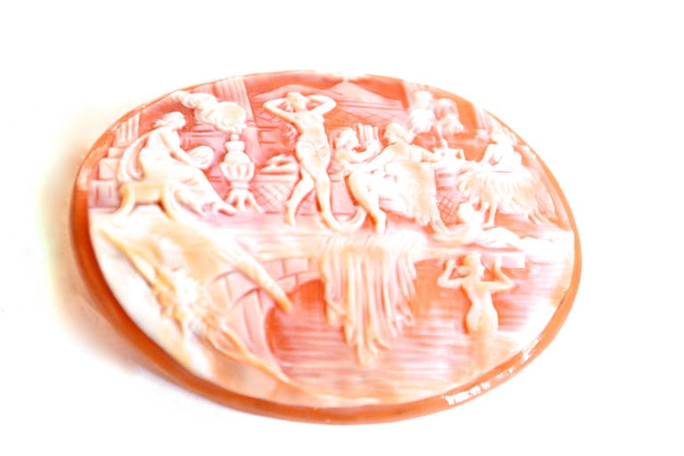 Victorian Bathing Muses Cameo