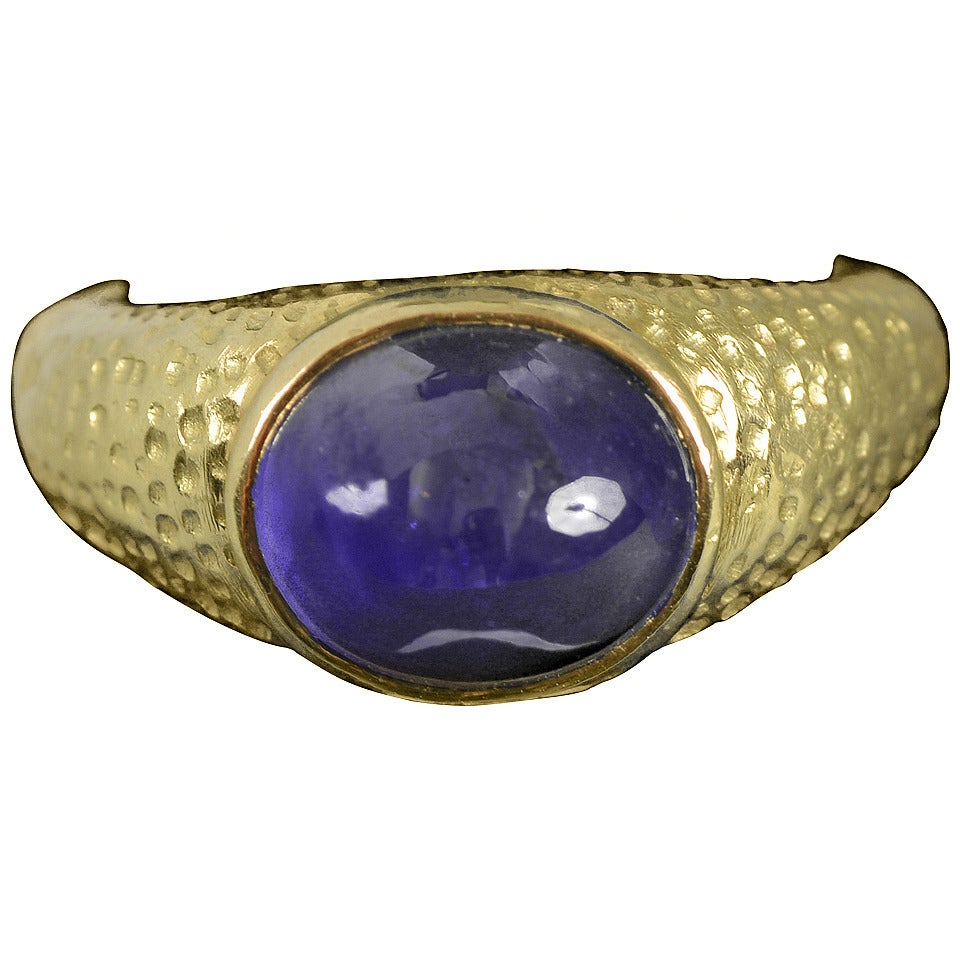 Cabochon Sapphire Ring, Van Cleef and Arpels For Sale
