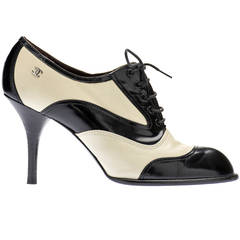 Vintage Chanel Lace Up Spectator Heels – Recess