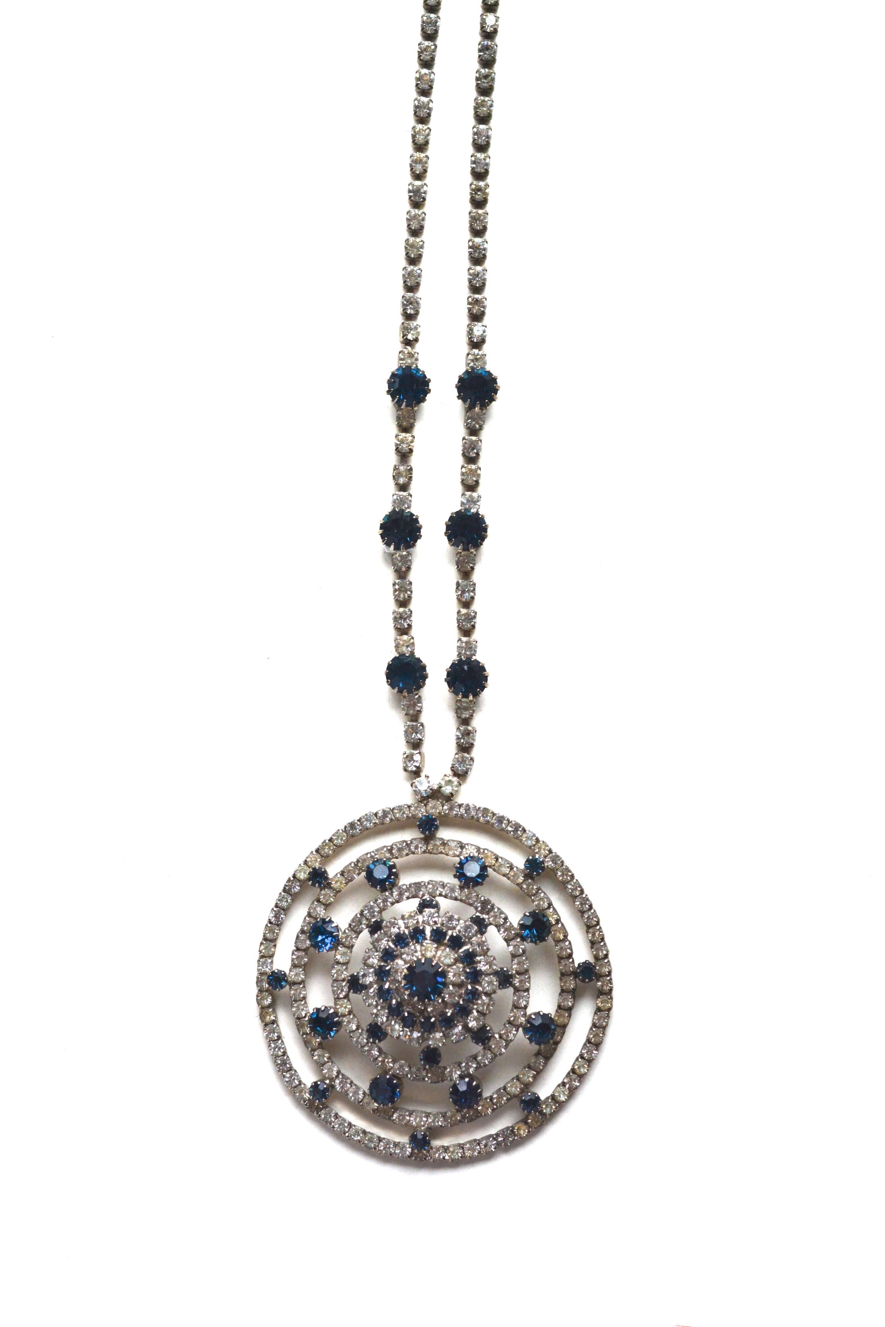 Women's Rhinestone Round Pendant Necklace For Sale