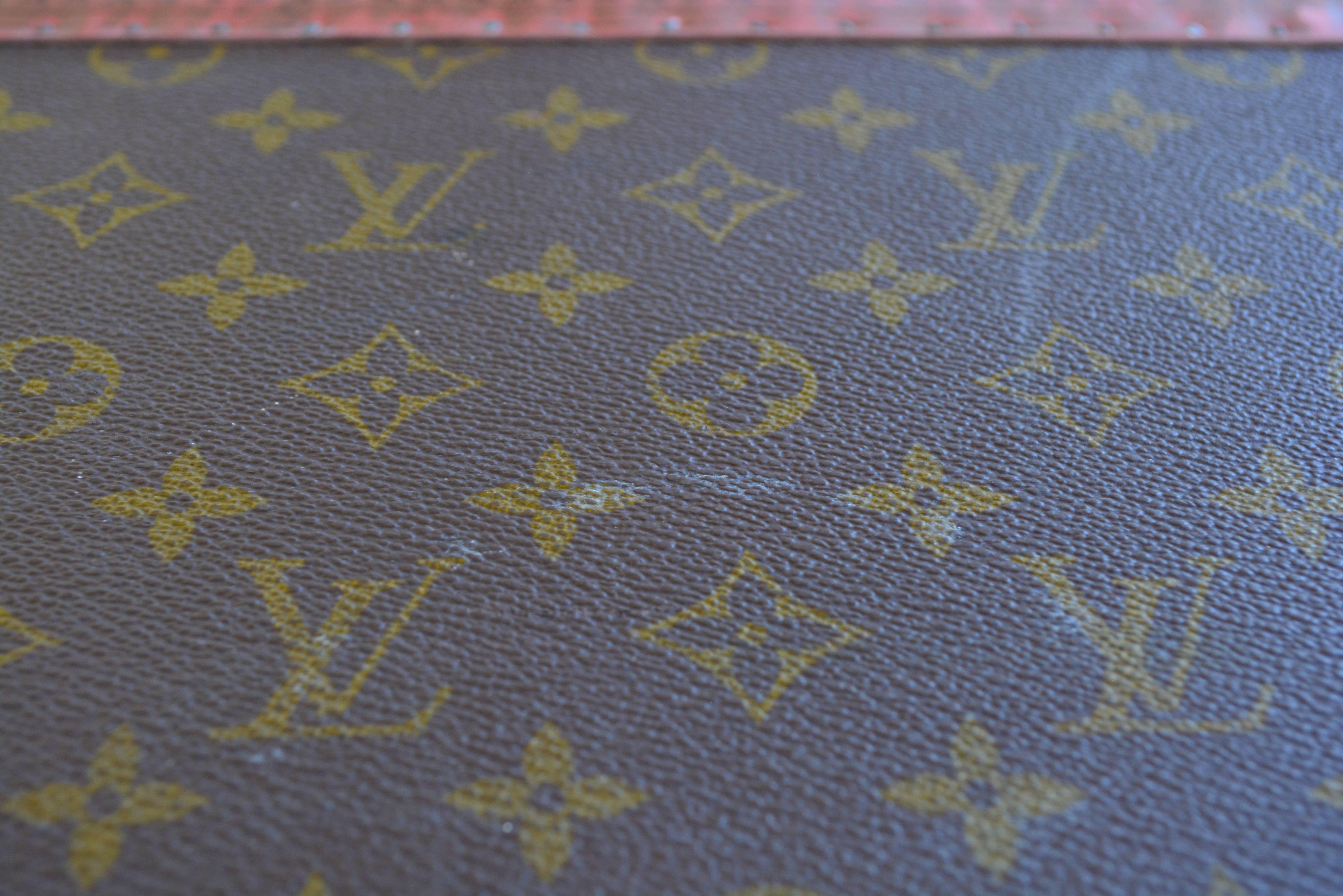 Louis Vuitton 70s Suitcase  1