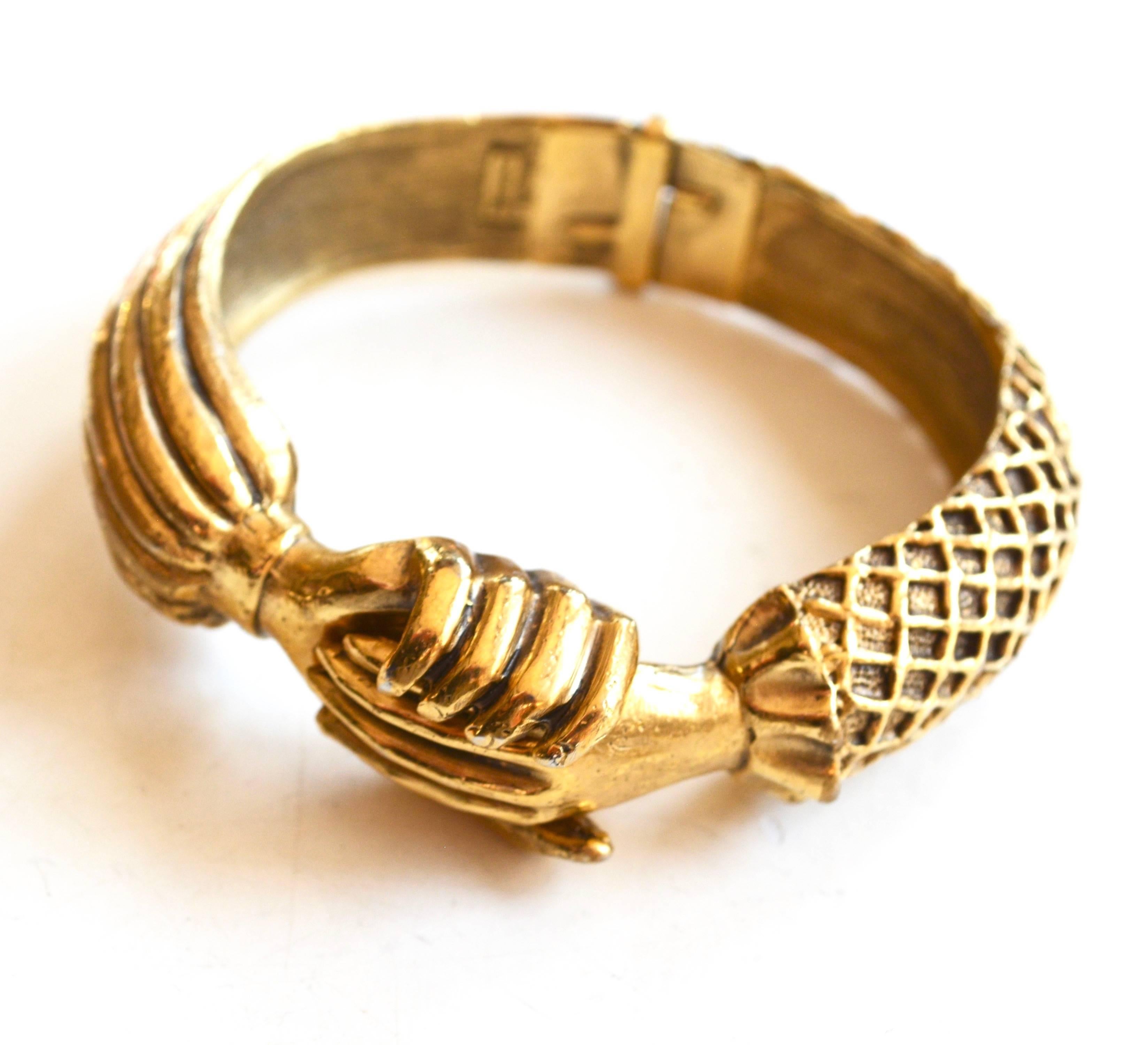 Diane Love for Trifari Hand Bracelet In Excellent Condition For Sale In Litchfield County, CT