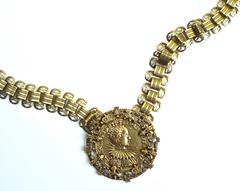 60s Goldette Medallion Necklace