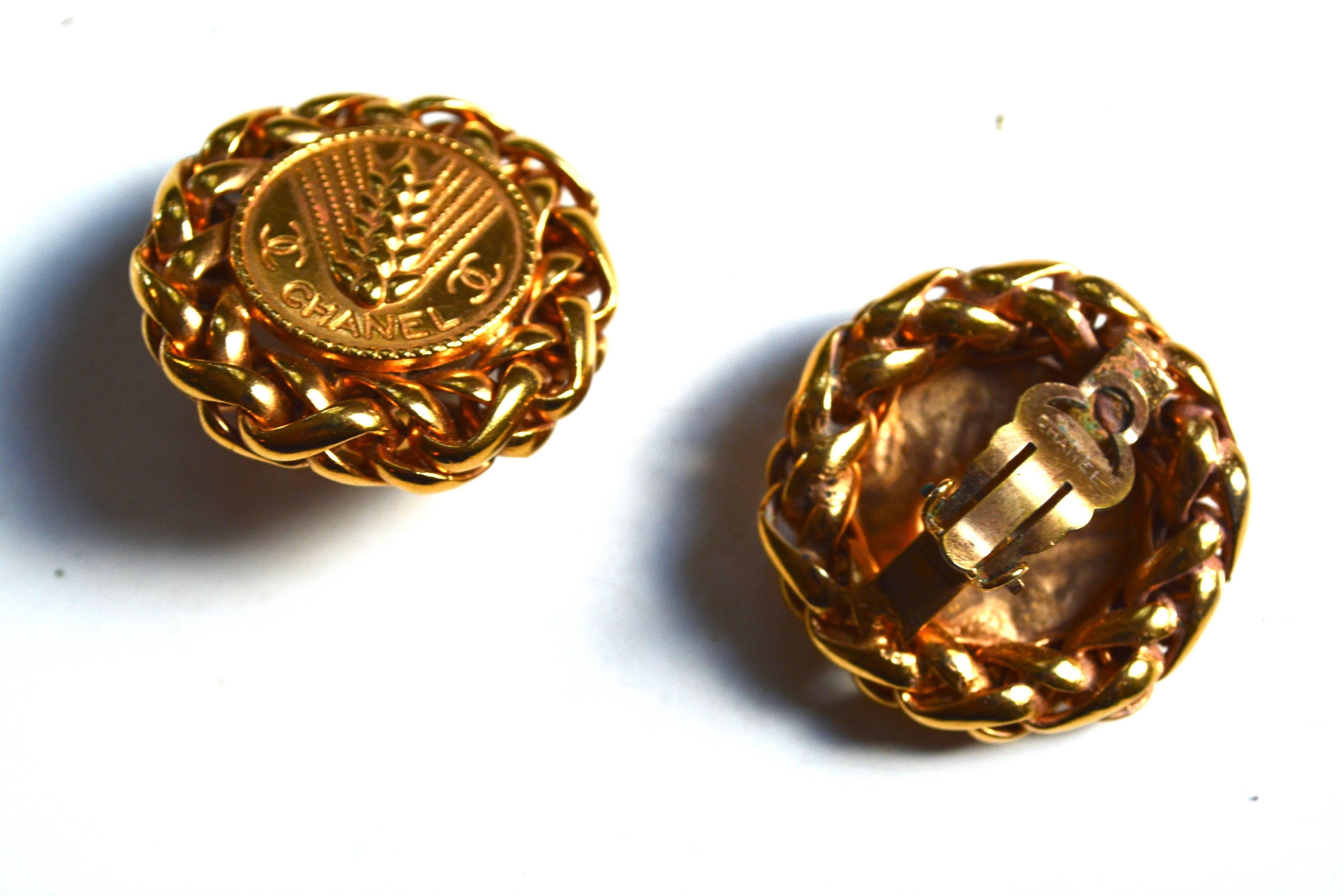 Oversized Signed CHANEL Wheat Earrings In Excellent Condition For Sale In Litchfield County, CT