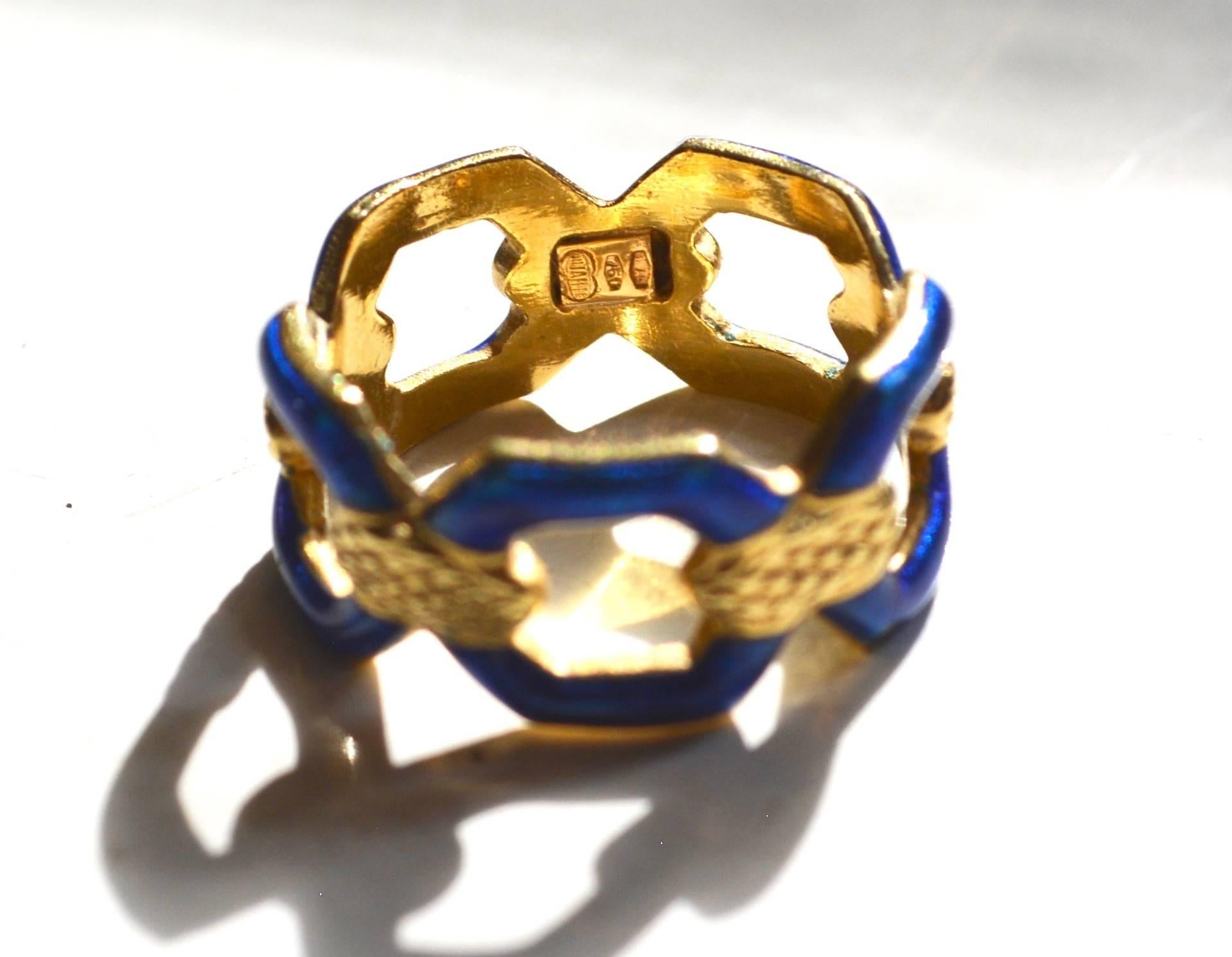 Uno A Erre 18K Italian Enamel Ring In Excellent Condition In Litchfield County, CT