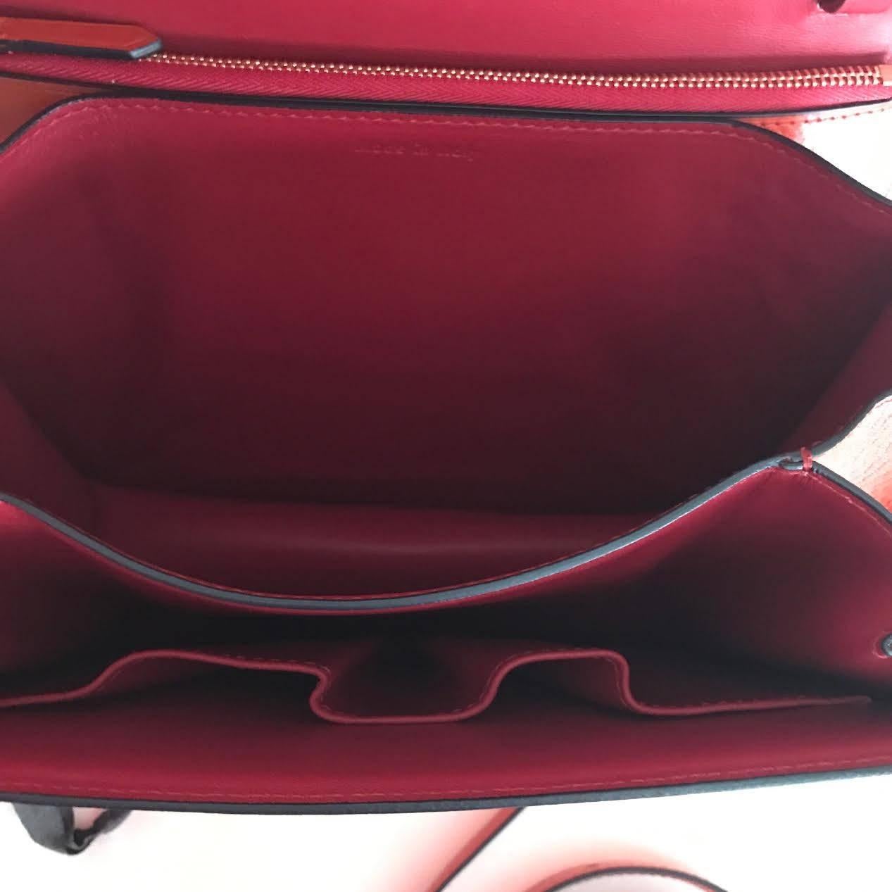Women's celine medium classic box shoulder bag orange leather For Sale