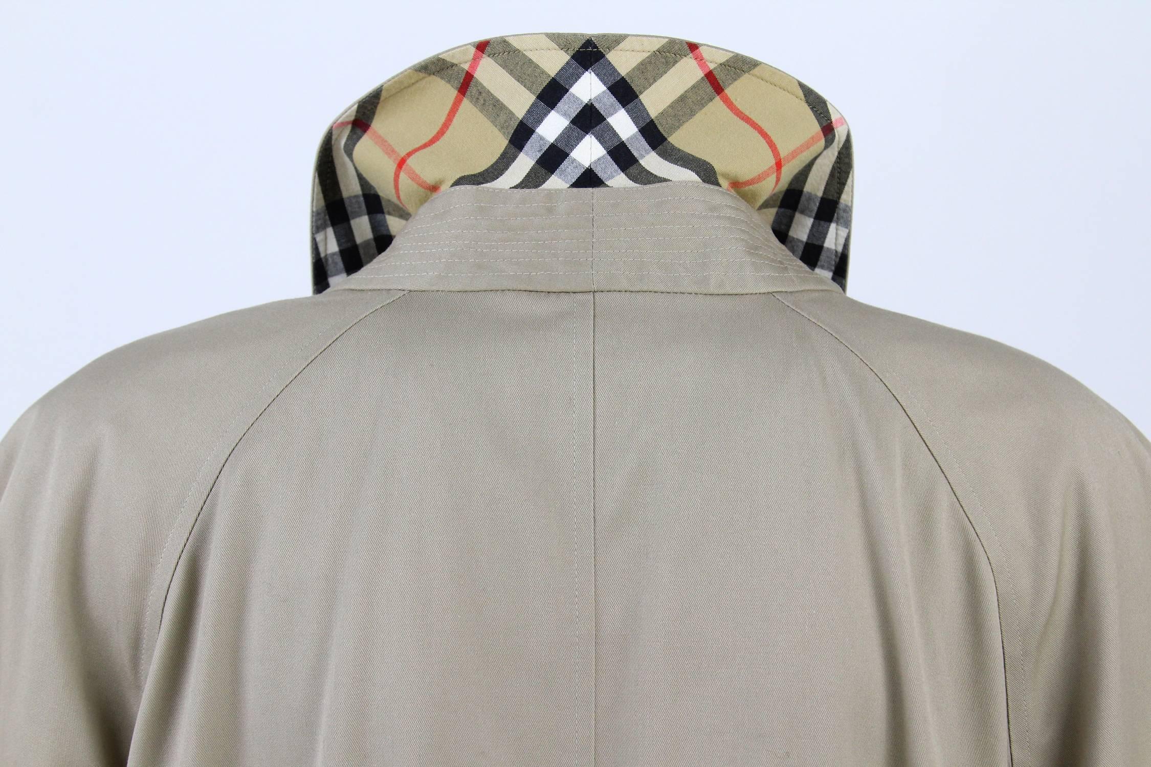 Women's 1990s Burberry Beige Cotton Trench Coat