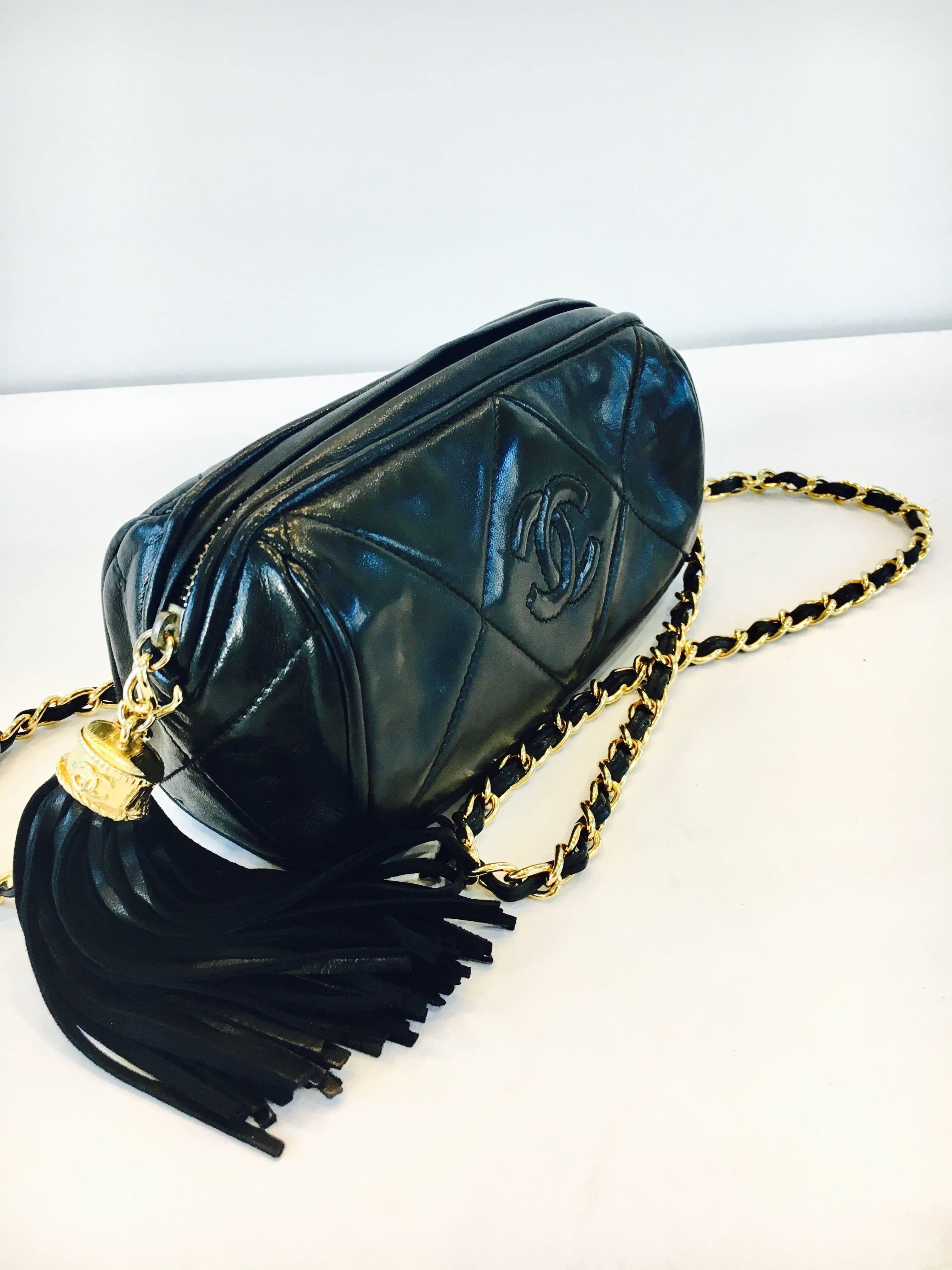 1980's Chanel Bombolino Black Patent Leather Shouldbag In Excellent Condition In Lugo (RA), IT