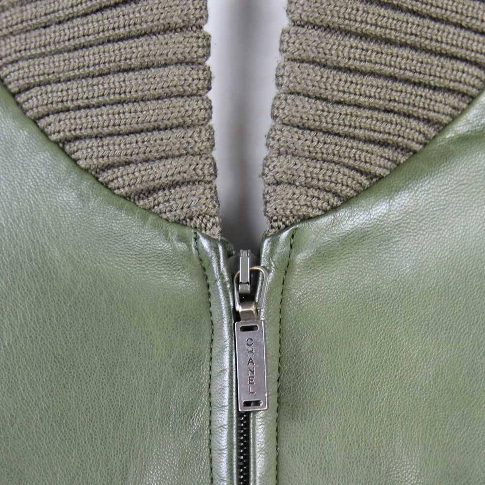 2001s Chanel Green Leather Jacket In Good Condition In Lugo (RA), IT