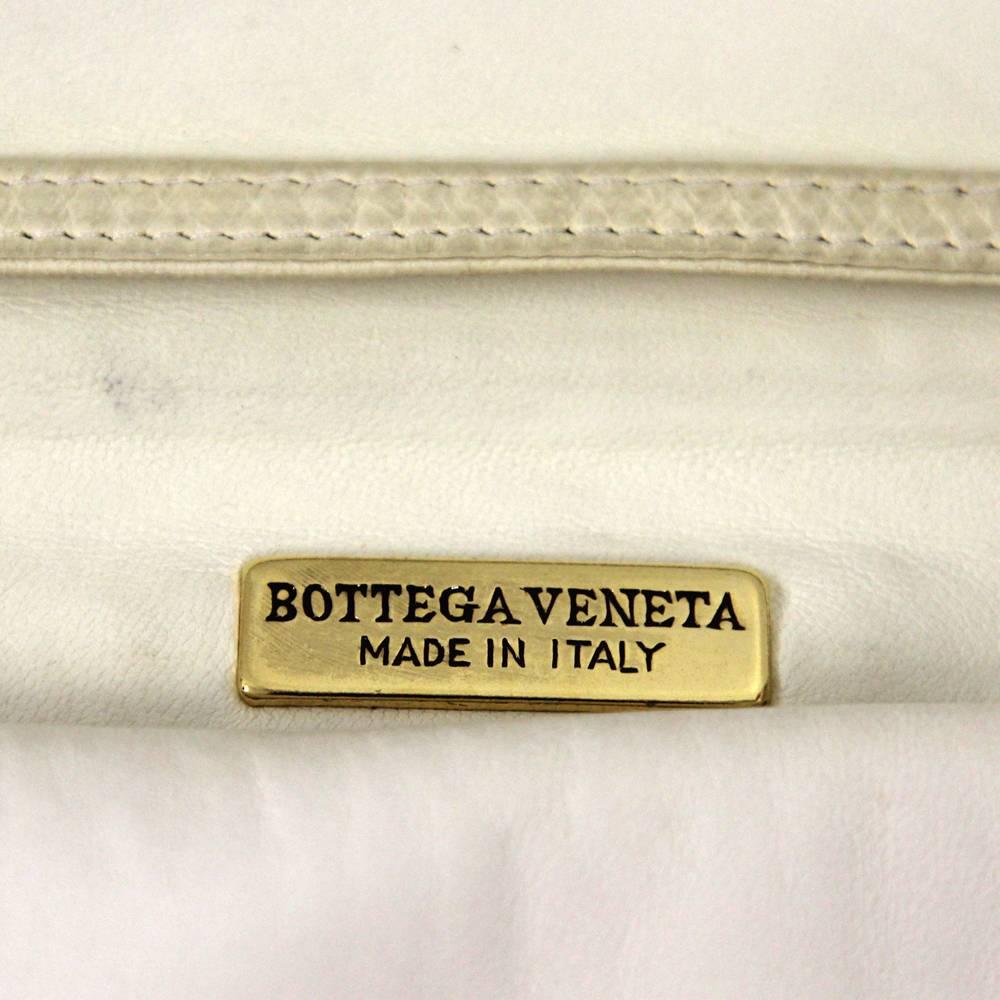 Women's 1980s Bottega Veneta White Leather Crossbody Bag