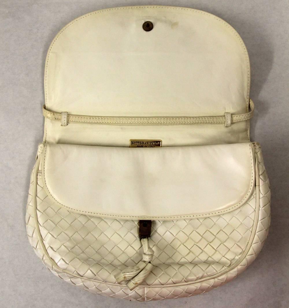 1980s Bottega Veneta White Leather Crossbody Bag 1
