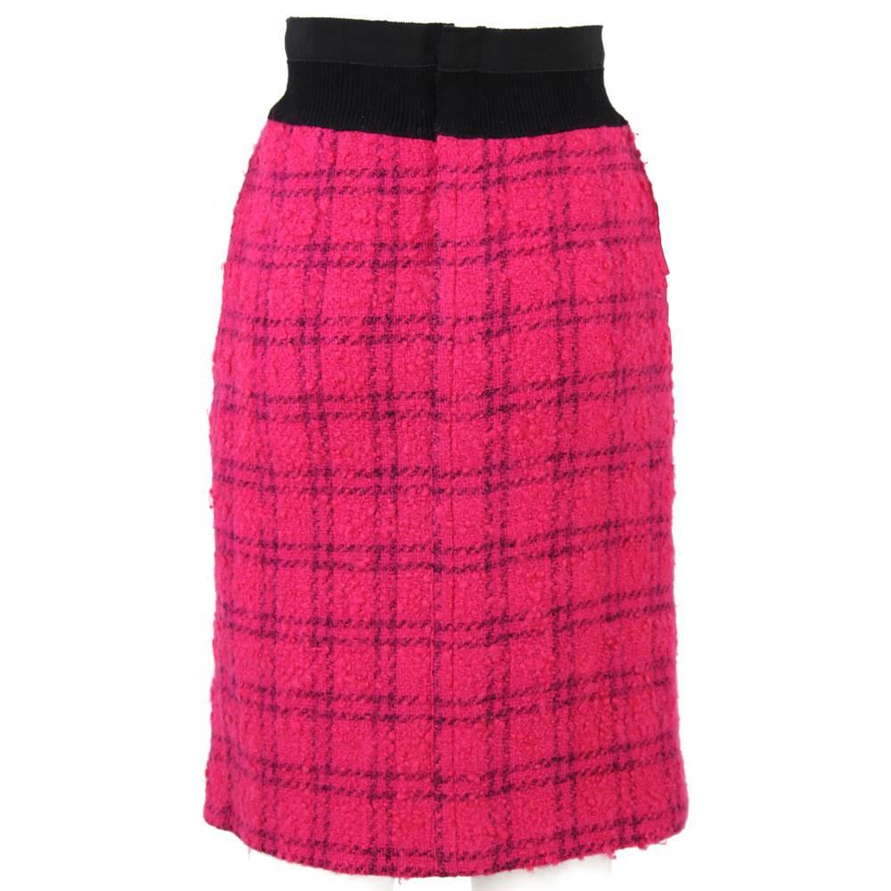 Women's 1950s Chanel Couture Shocking Pink Two-Piece Suit