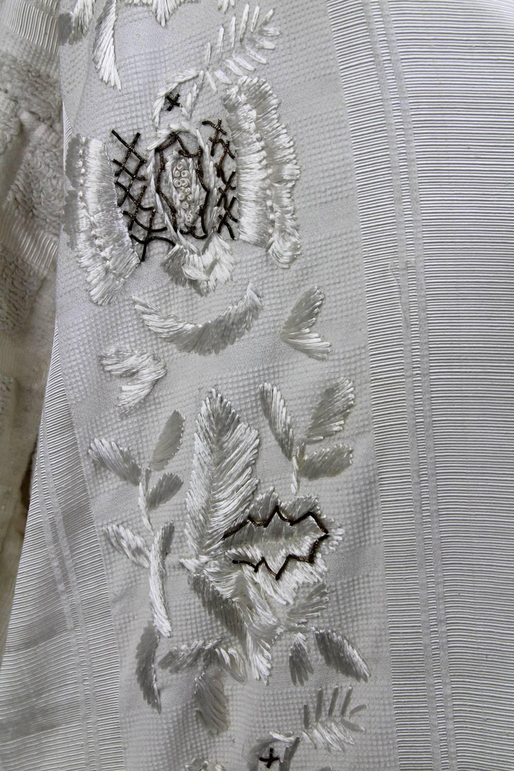 1990s White Hand-Embroidered Caftan 1