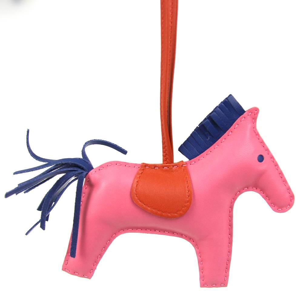2010s Hermès Pink Horse-Shaped Charm In Excellent Condition In Lugo (RA), IT
