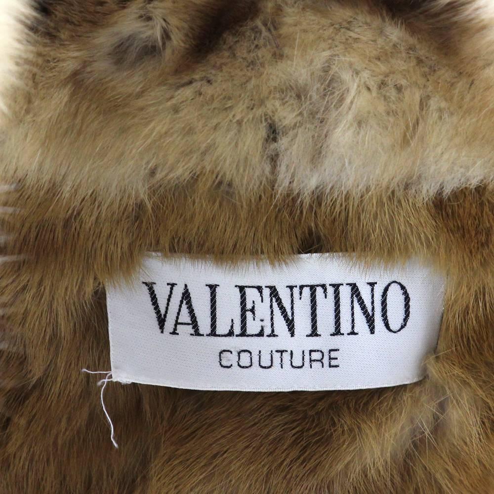 1970s Valentino Camel Coat Hemmed with Sable Fur In Good Condition In Lugo (RA), IT