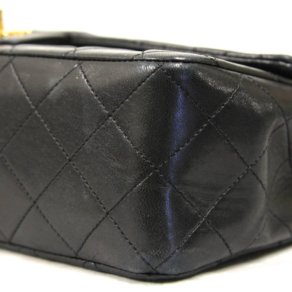 1990s Chanel Matelassé Black Leather Bag 1