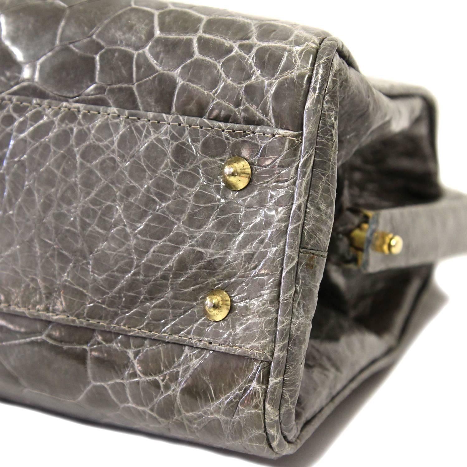 1990s Olive Green Crocodile Leather Handbag In Fair Condition In Lugo (RA), IT