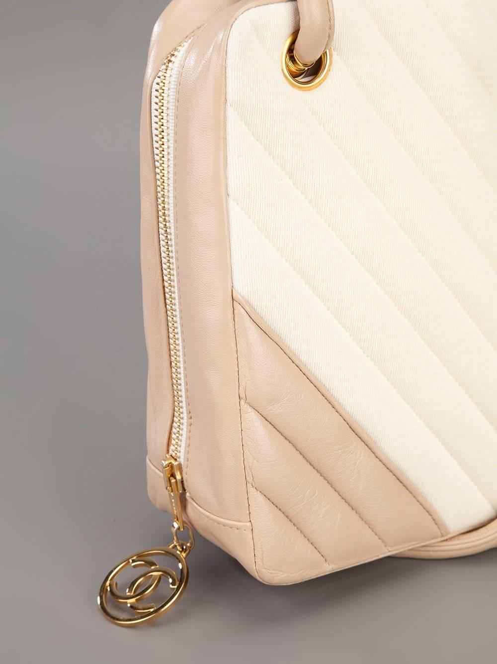 Chanel Pink and White Bag, 1990s In Good Condition In Lugo (RA), IT