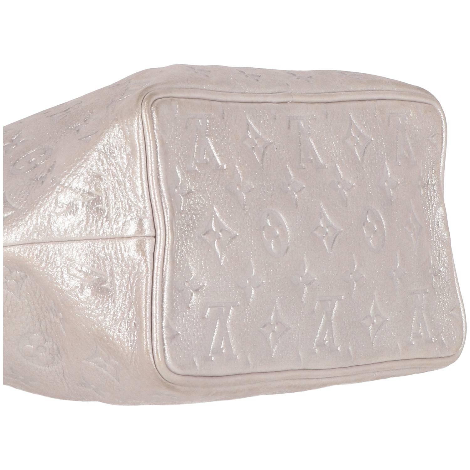 2000s Louis Vuitton Vintage Monogram Silver Bag 6