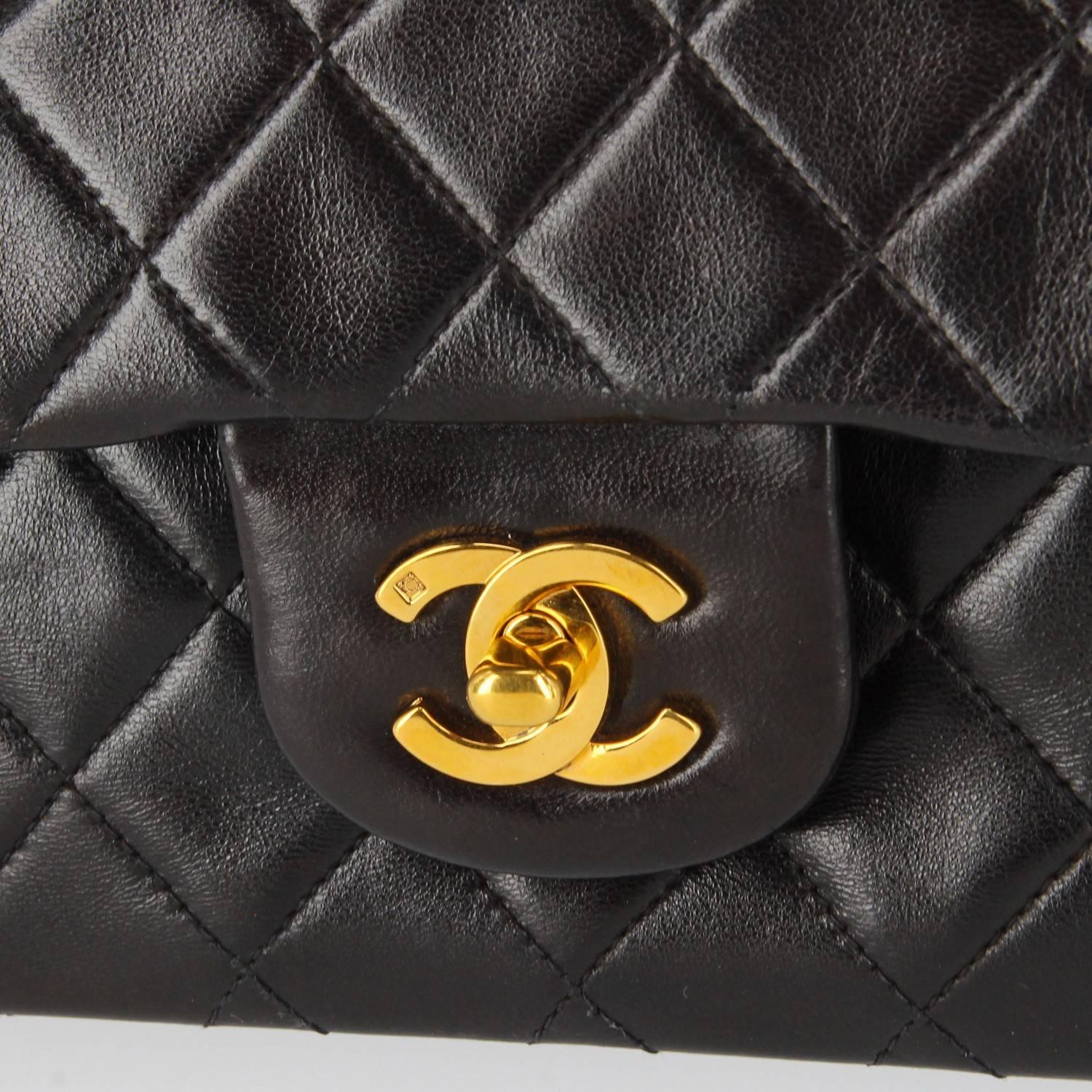 Women's 1990s Chanel Vintage Classic 23 cm Bag