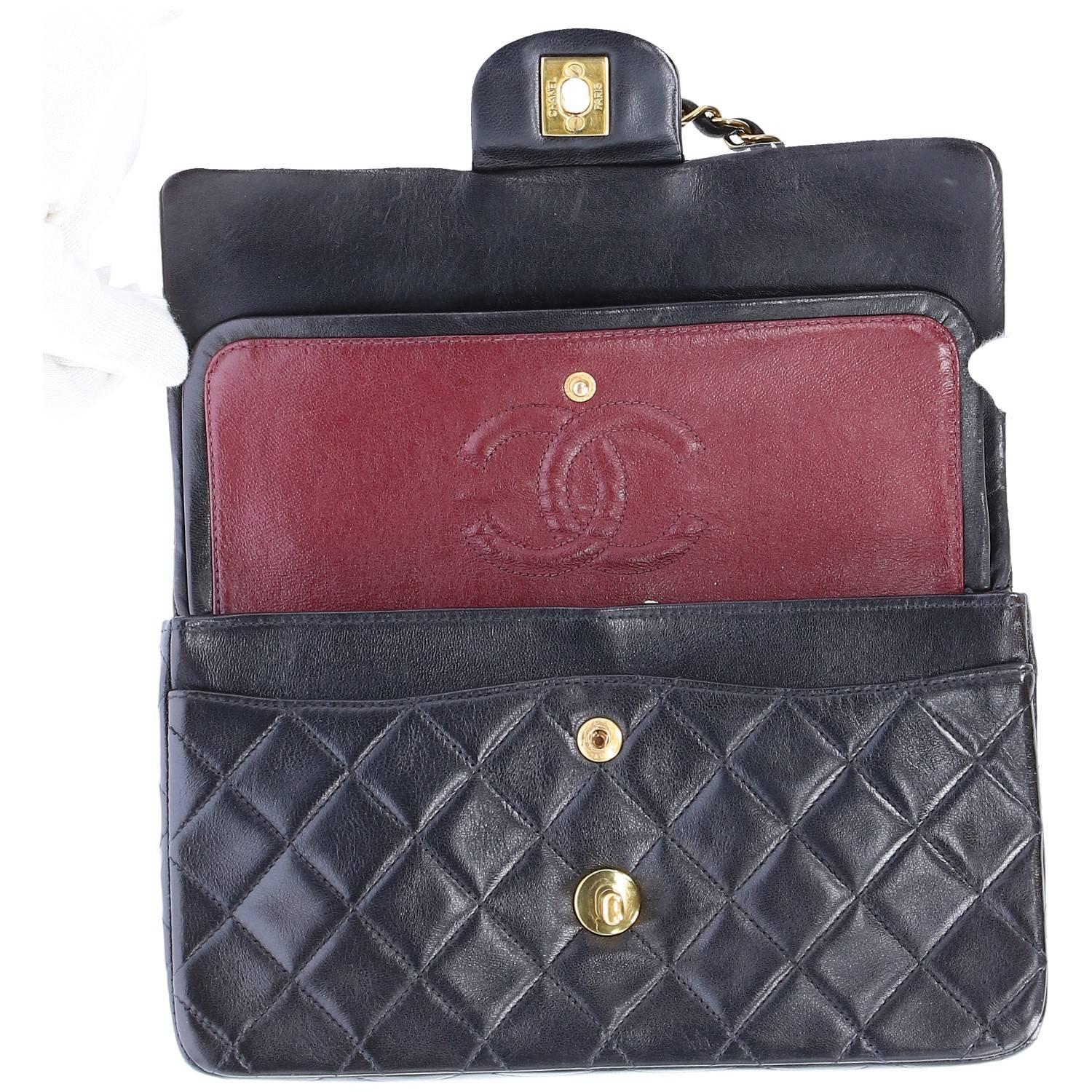 1990s Chanel Vintage Classic 23 cm Bag 5