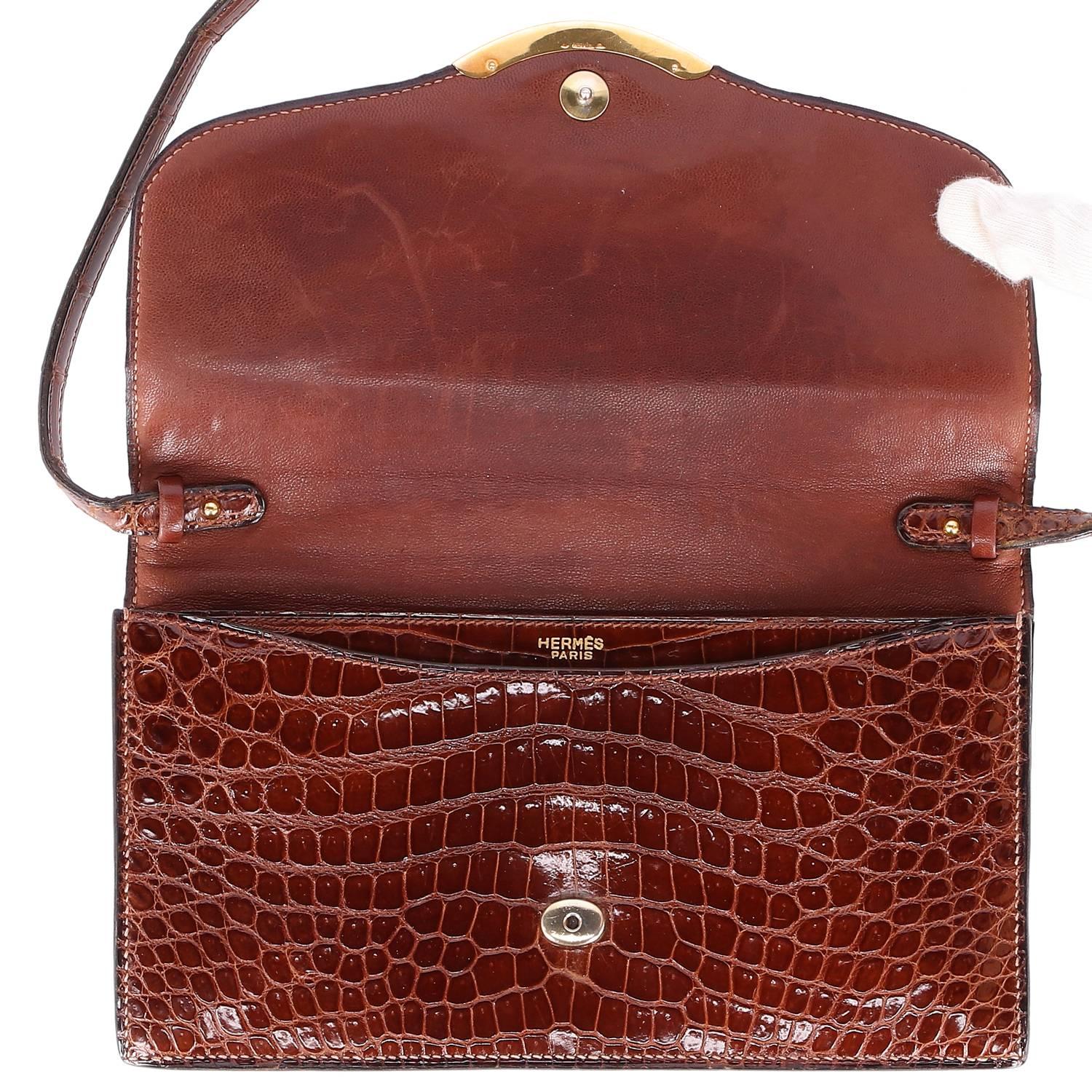 Women's 1970s Hermès Vintage Crocodile Leather Crossbody Bag