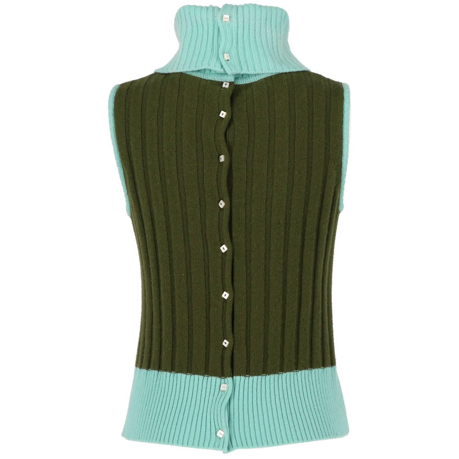 1990s Gianni Versace Green Knitted Vintage Top In Good Condition In Lugo (RA), IT