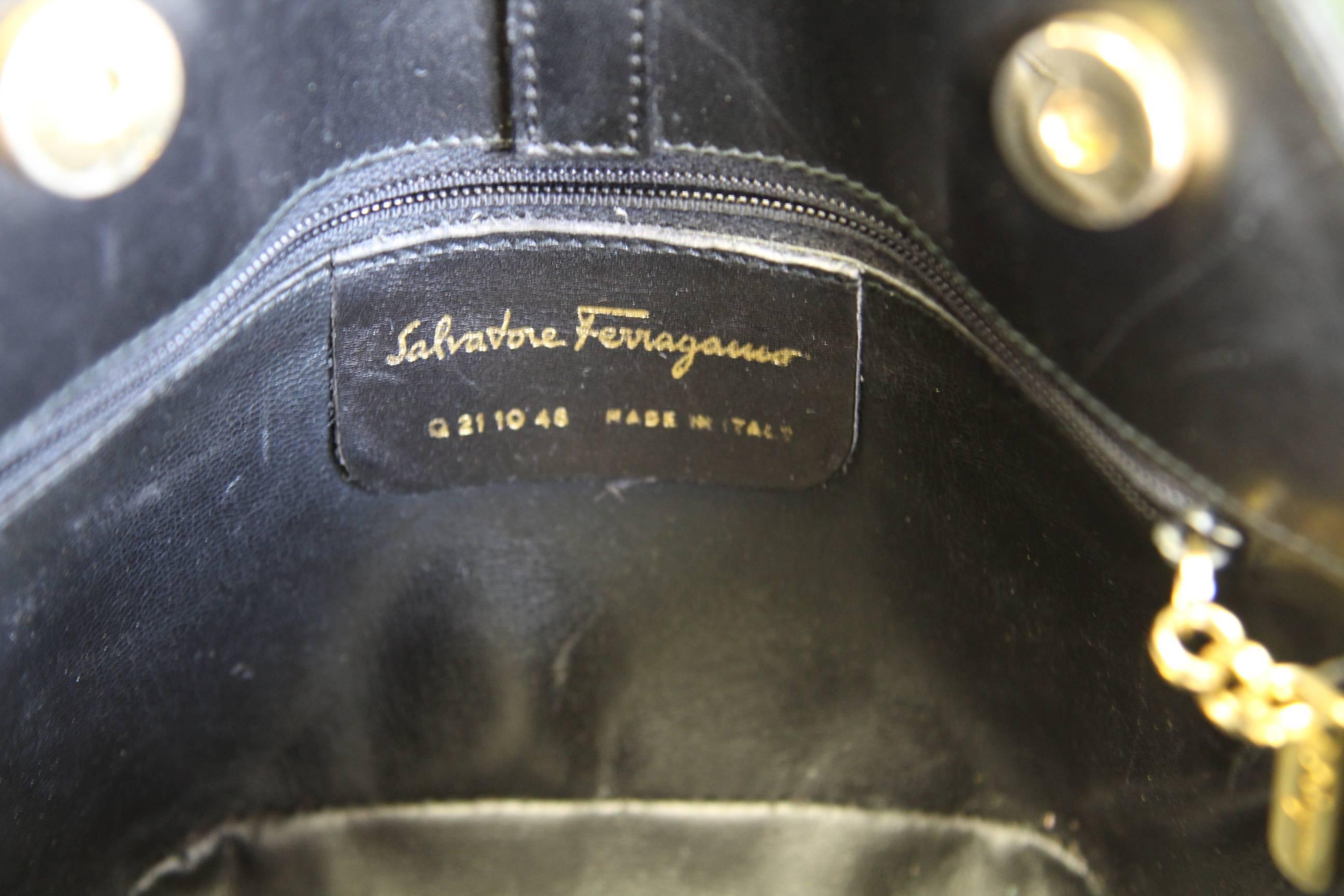 1980s Salvatore Ferragamo Black Leather Shoulderbag 4