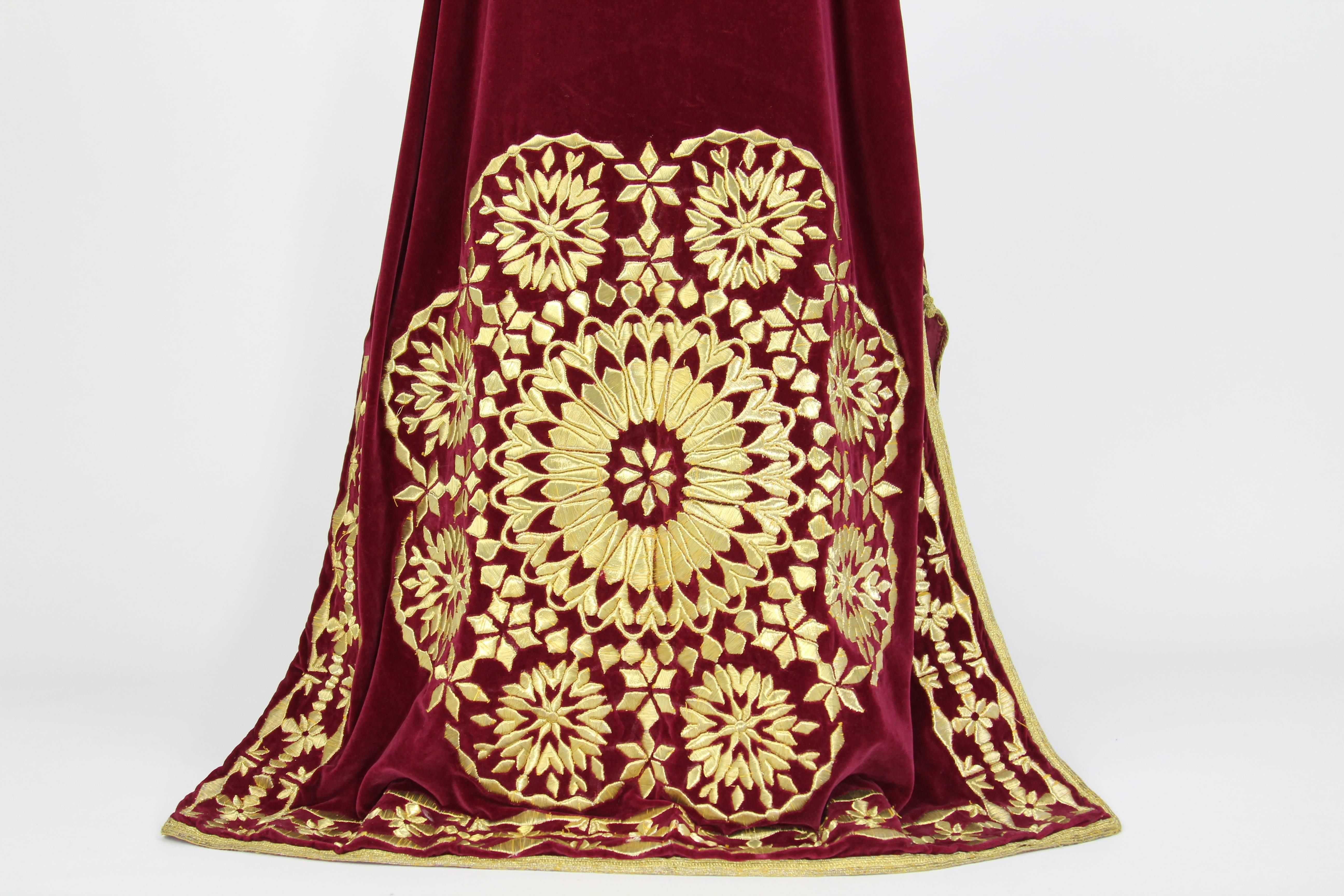 1970s Bordeaux and Gold wedding Caftan from Maghreb 4
