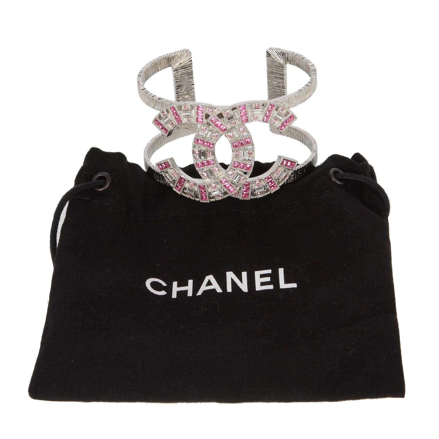 Chanel fuchsia pink glasses logo bracelet  2