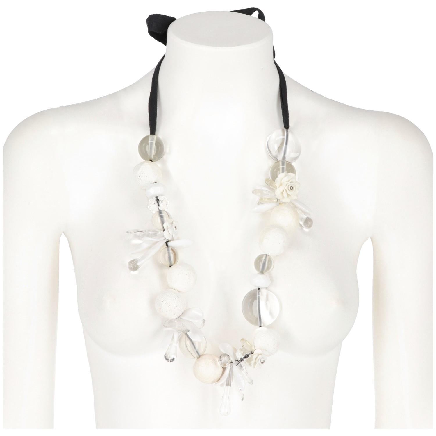 Marni white Flowers Necklace 1