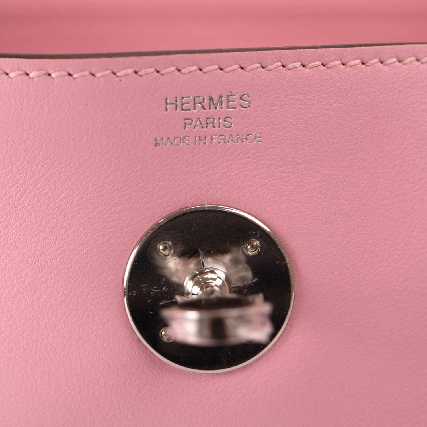 Hermes Handbag Lindy 26 Swift Leather 3Q Rose Sakura Palladium Hardware 2016. In New Condition In Miami, FL