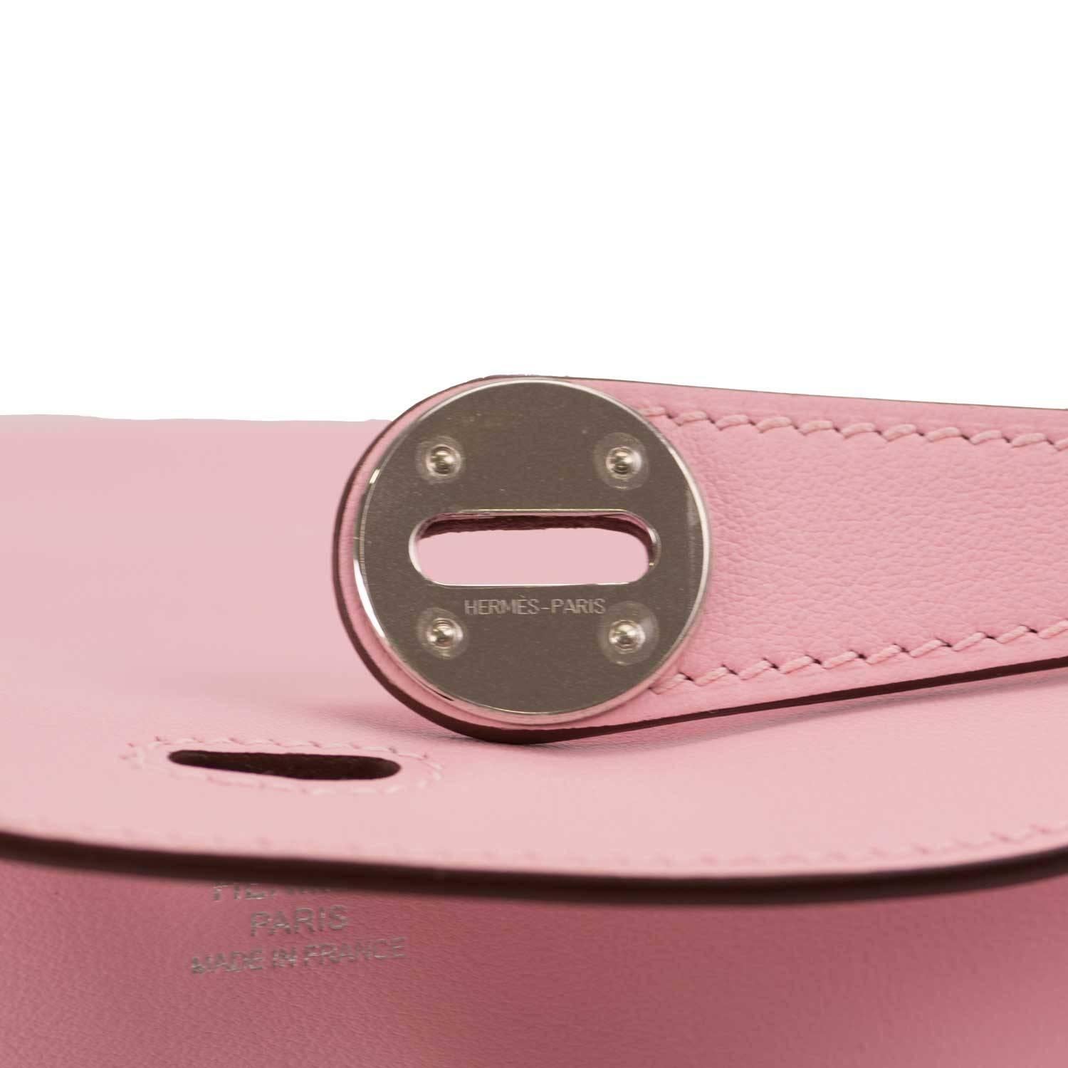 Women's Hermes Handbag Lindy 26 Swift Leather 3Q Rose Sakura Palladium Hardware 2016.