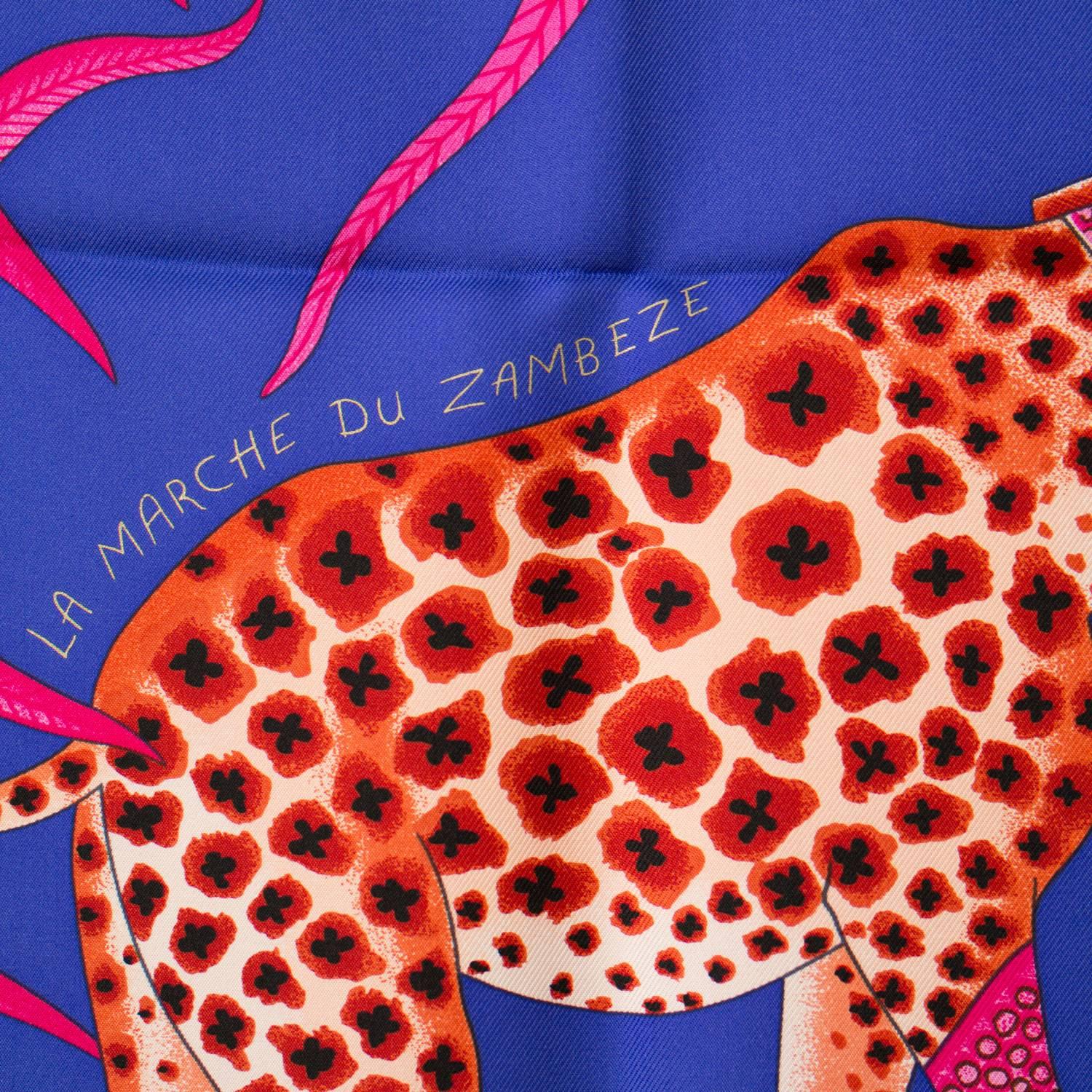 Hermes  Carre Twill 100% Silk La Marche du Zambeze Iris/Vert/Brique 2016

Bought it in hermès store in 2016.

Pre-owned and never used

Composition:100% Silk

Size: 90x90cm

Model: La Marche du Zambeze.

Color: 