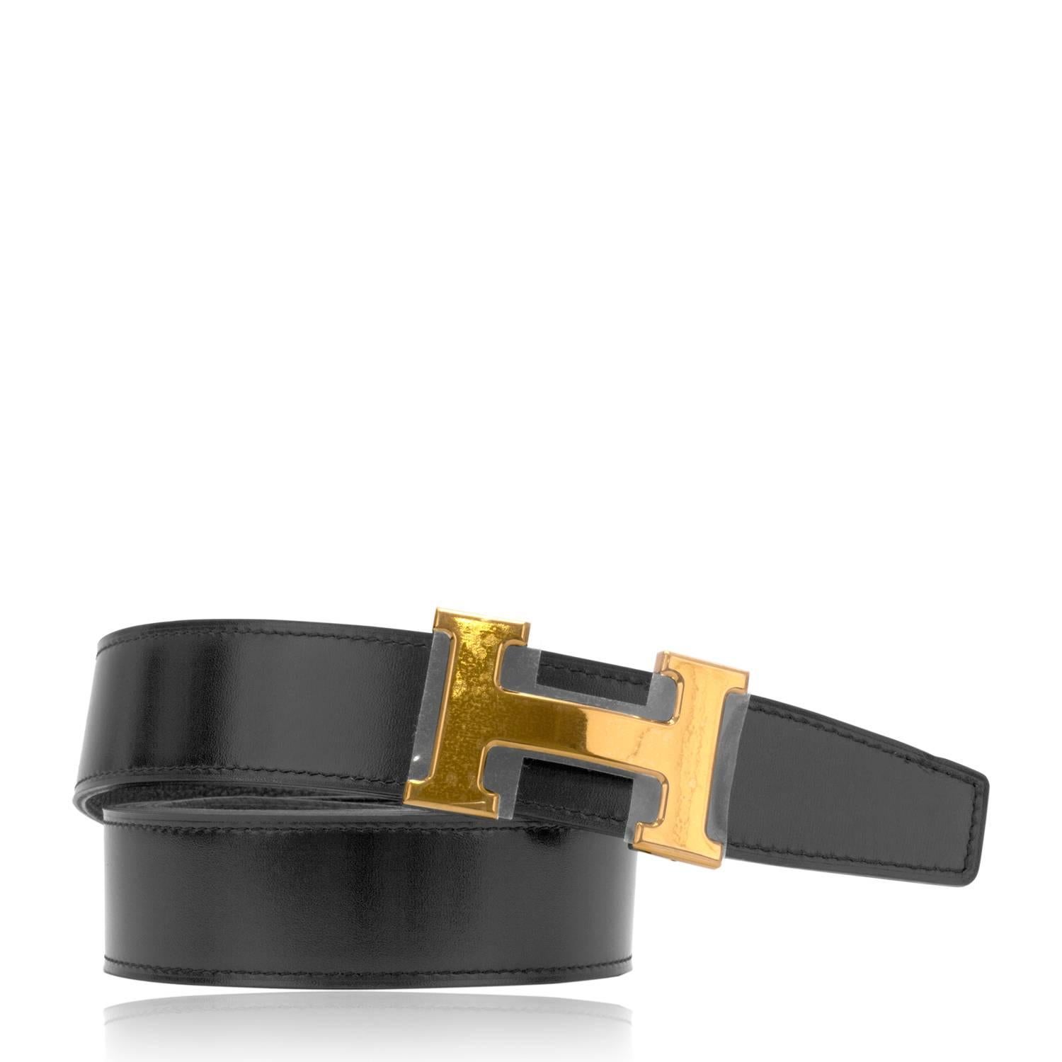 Hermes Belt H Reversible 32 mm Box/Togo Leather Noir/Chocolat Color 100 cm Boucle H Gold 2016

Pre-owned and never used

Bought it in Hermes store

Color:  Black and Chocolat.

Composition: Leather Box/Togo 

Model: H.

Size: 100cm