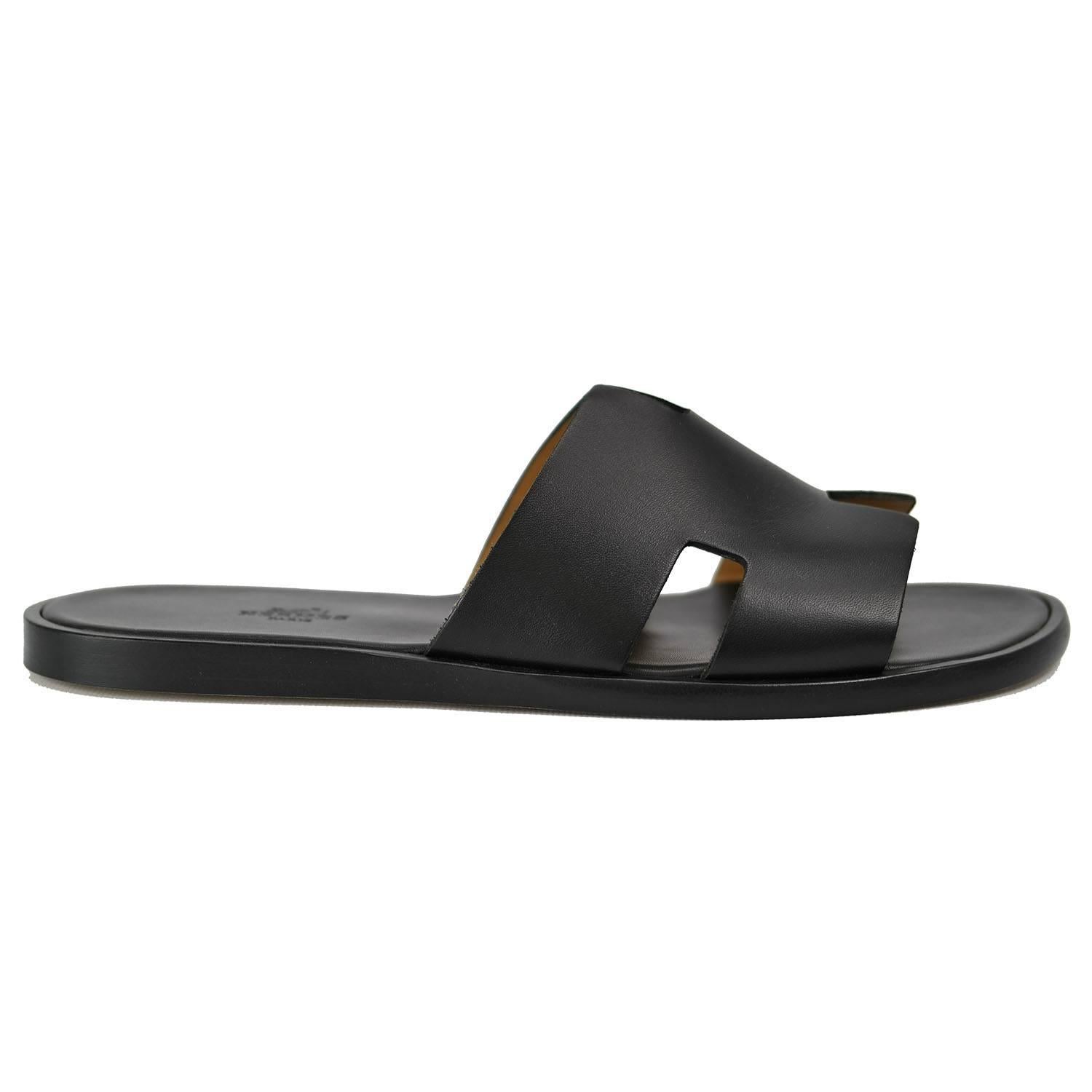 Hermes Men's Sandals Izmir Veau Leather Black Color 42 Size 2016

Pre-owned and never used. 
With the original Hermes box and the two dust bag protection.
Bought it in Hermes store in 2016.

The price of this item on Boutique Hermes is